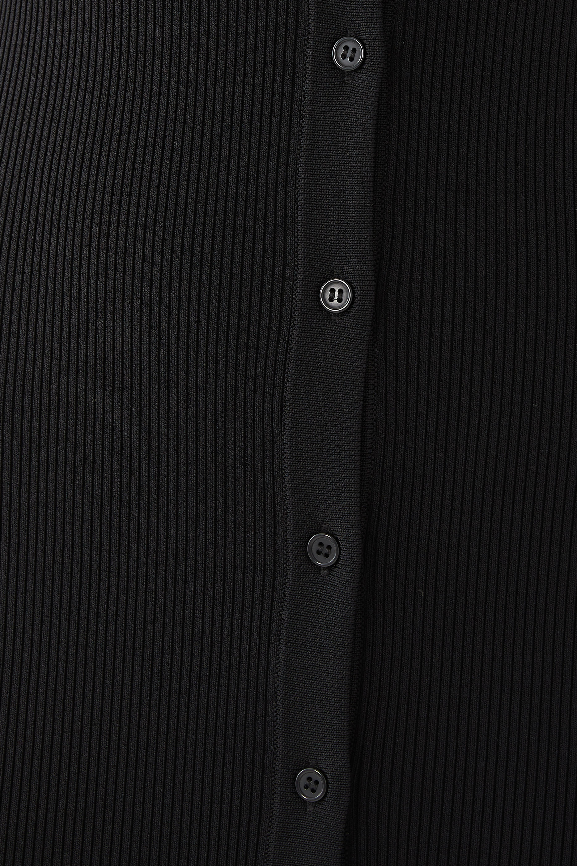 فستان كرافتسمان بتصميم كنزة