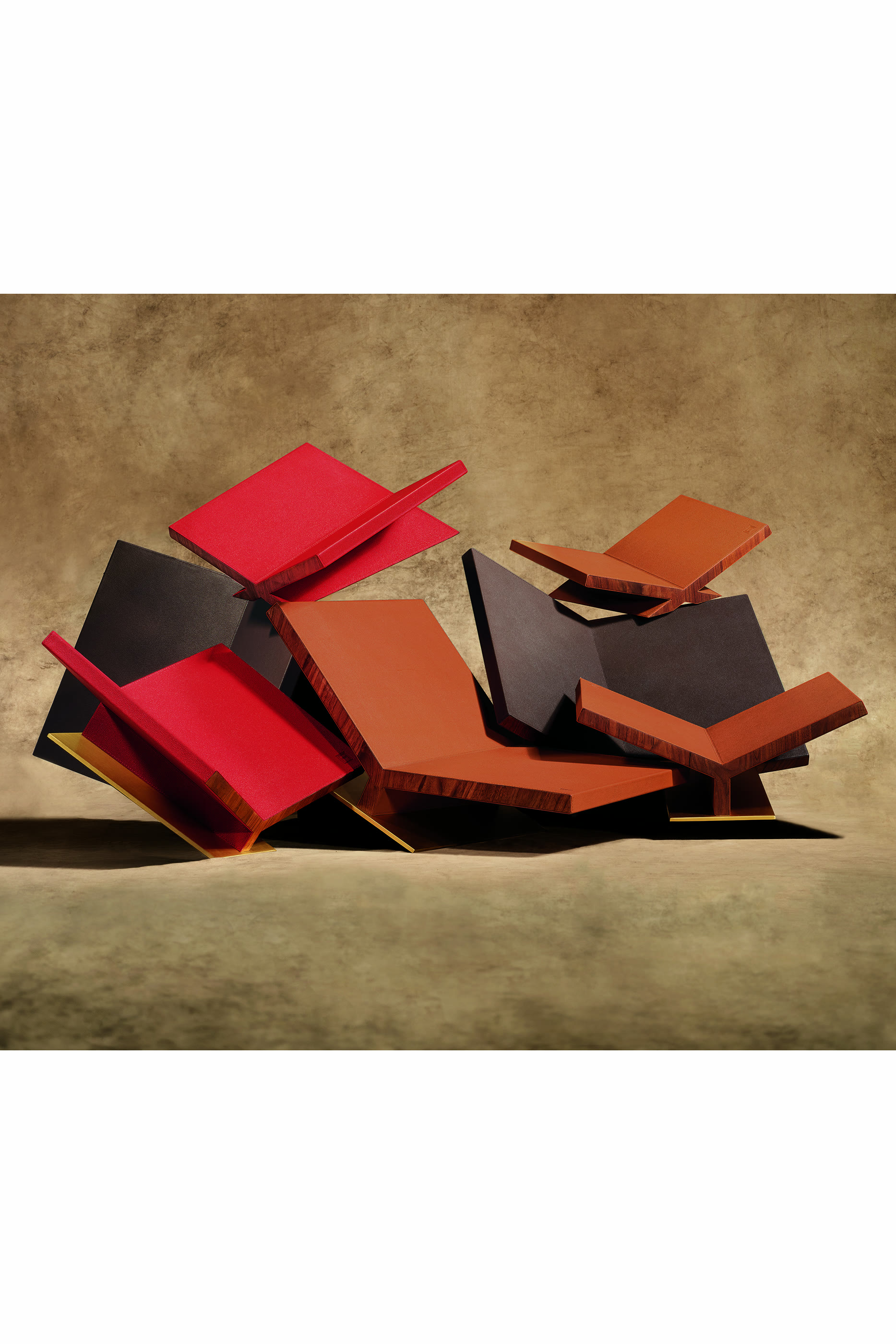 حامل كتب كلاسيكي كوليكتور