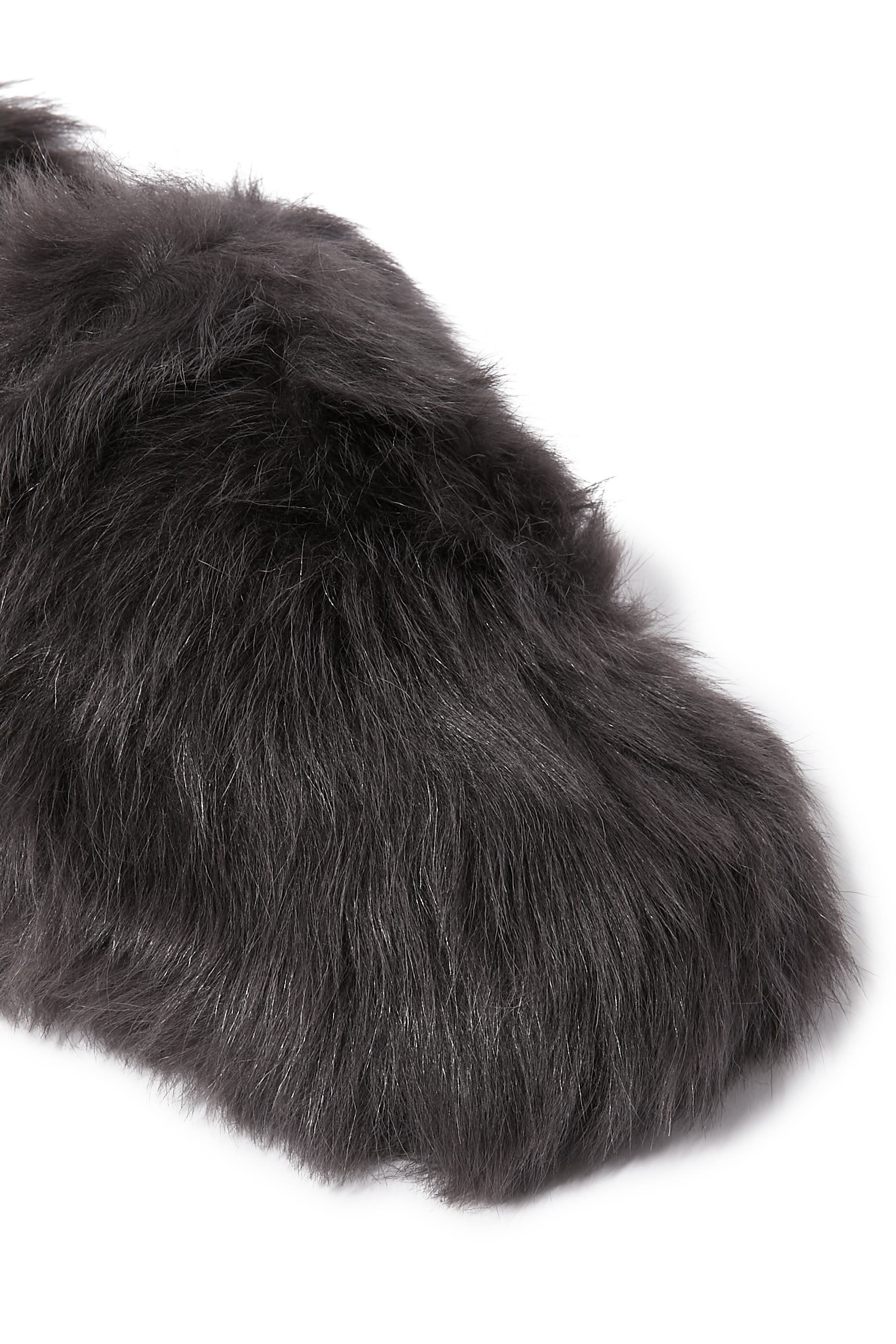 حذاء خفيف شوسير بمقدمة مغلقة ونعل مسطح