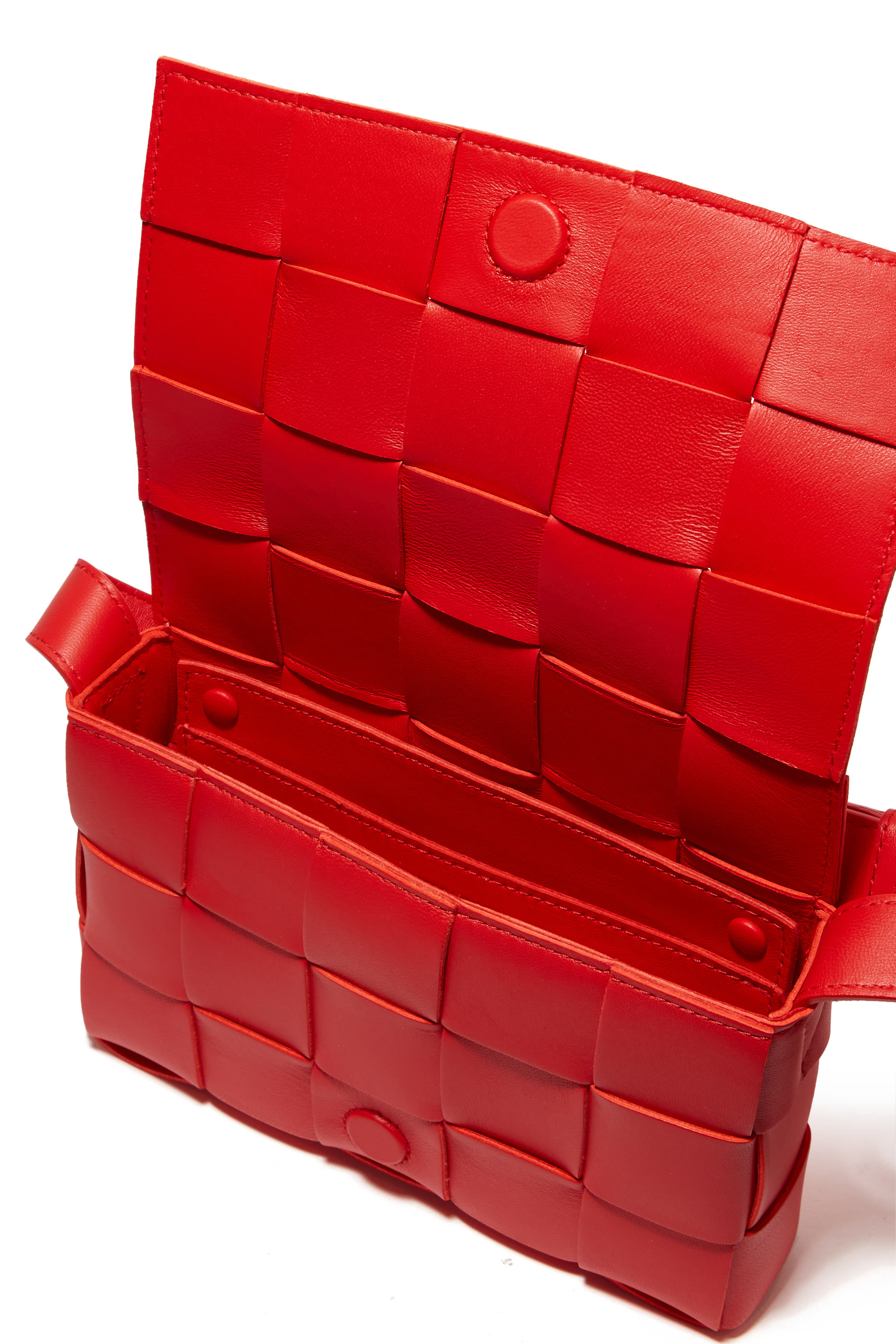 حقيبة كروس كاسيت صغيرة