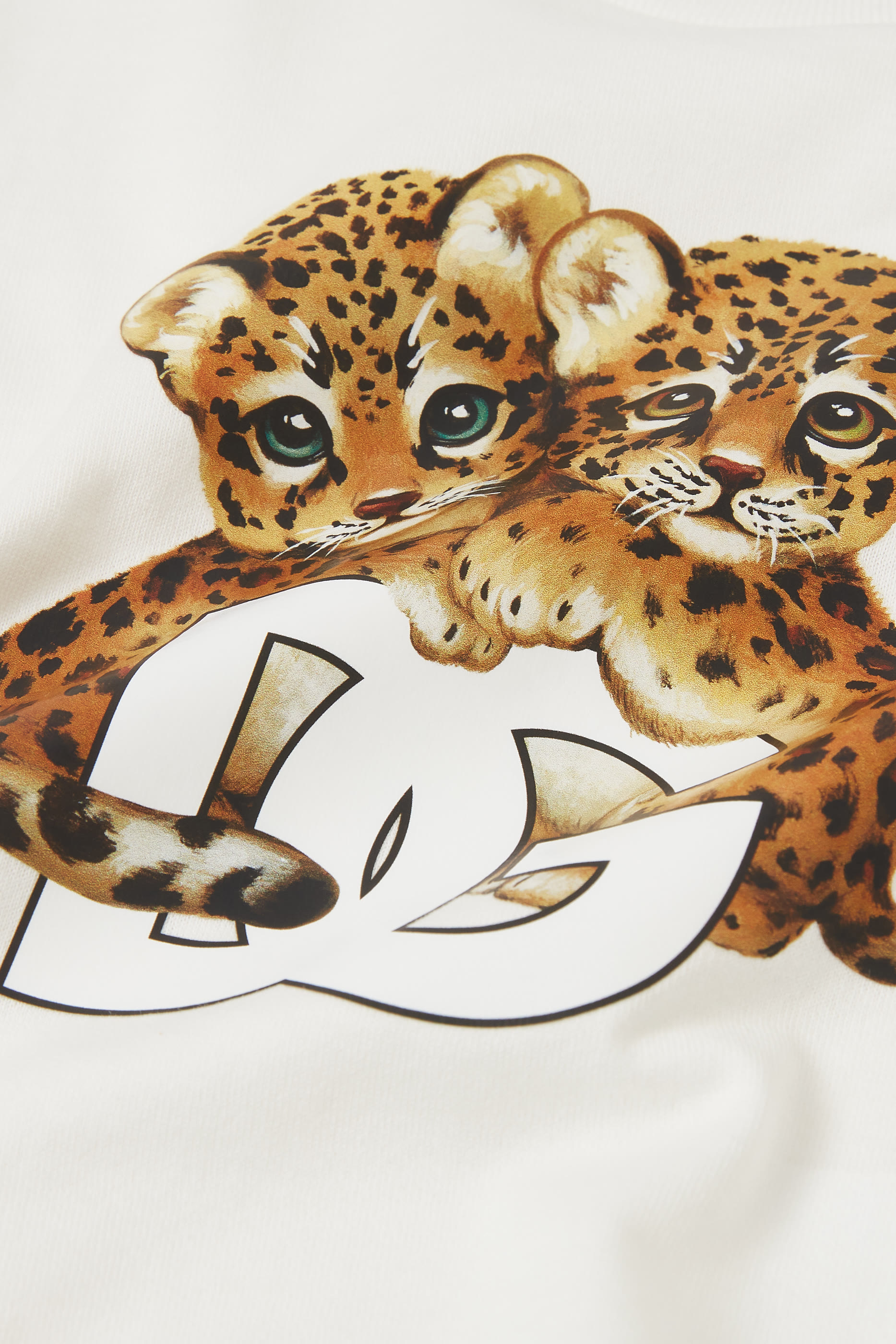 تيشيرت بشعار الماركة غرافيك للأطفال