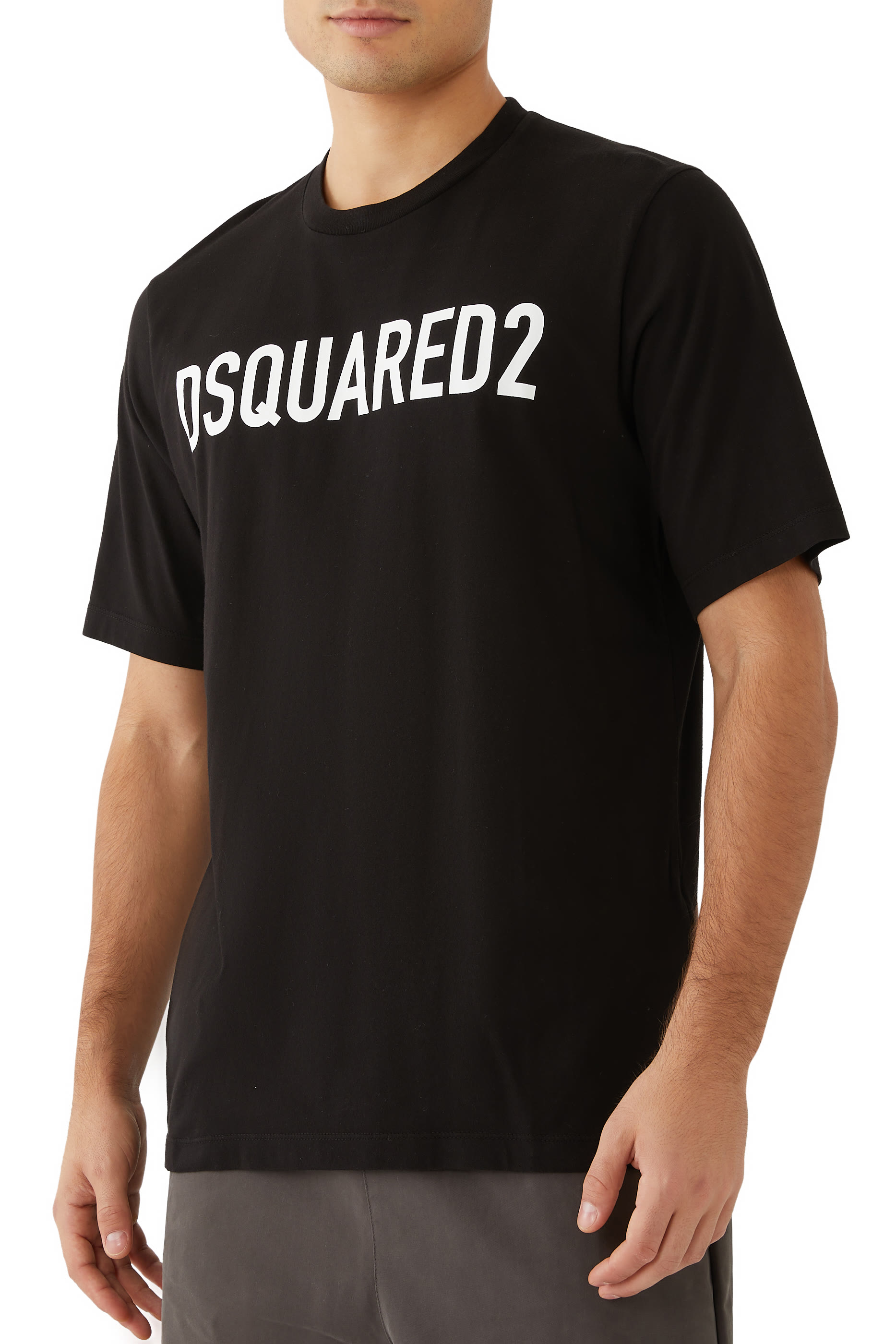 تيشيرت بشعار الماركة قطن