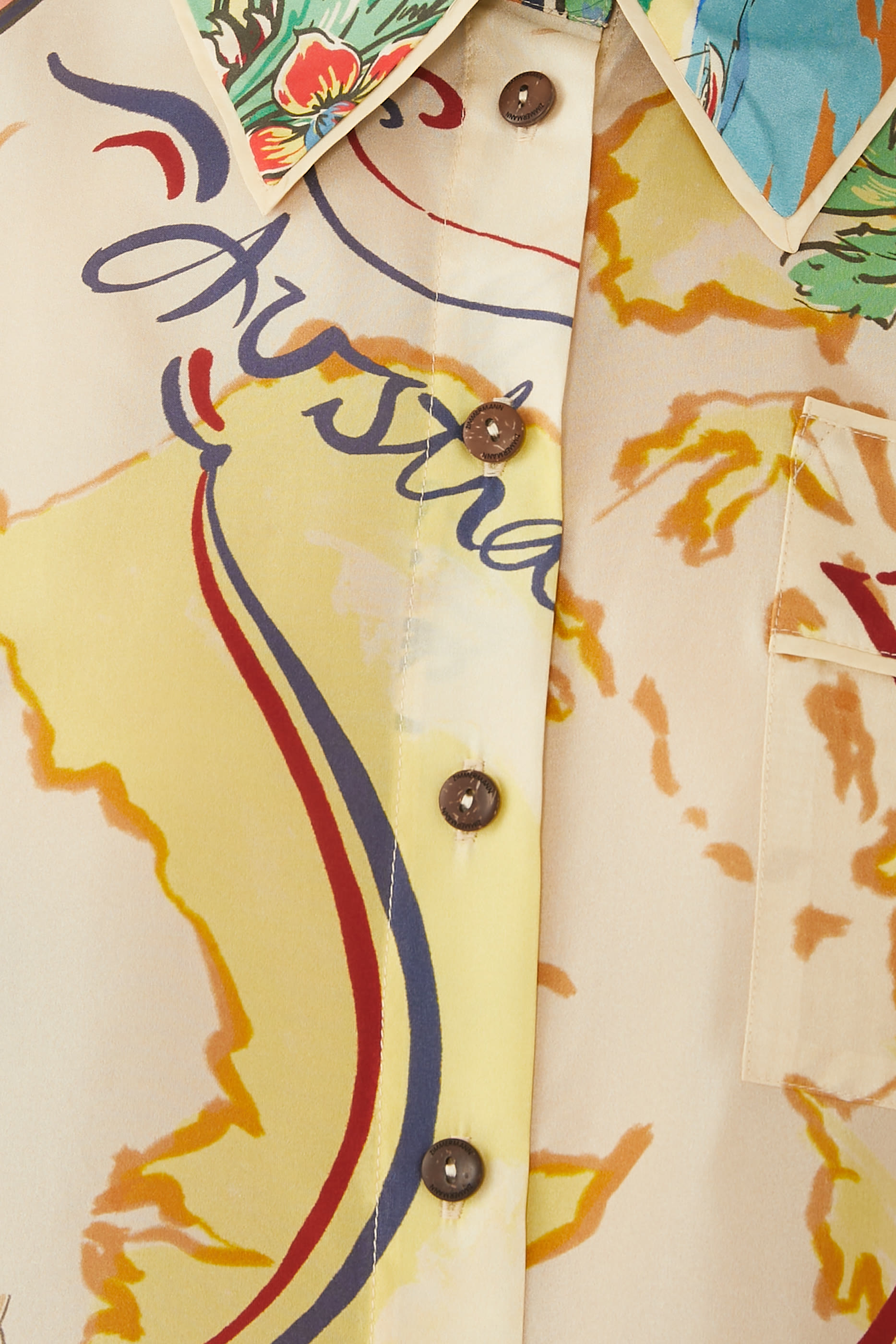 قميص الايت بأكمام قصيرة