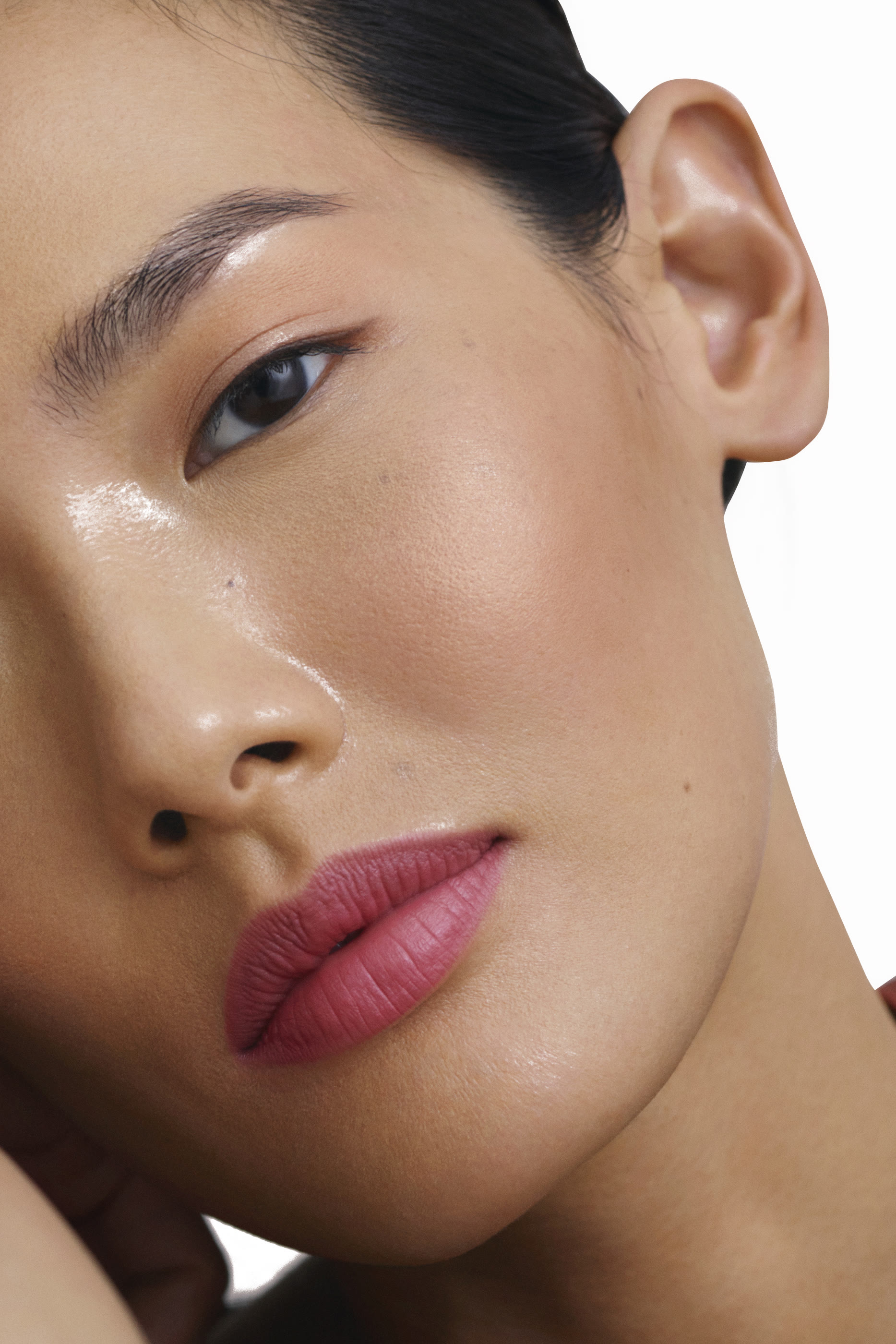 مجموعة أحمر الشفاه Rouge Herm&egrave;s, أحمر شفاه بتركيبة ساتانية