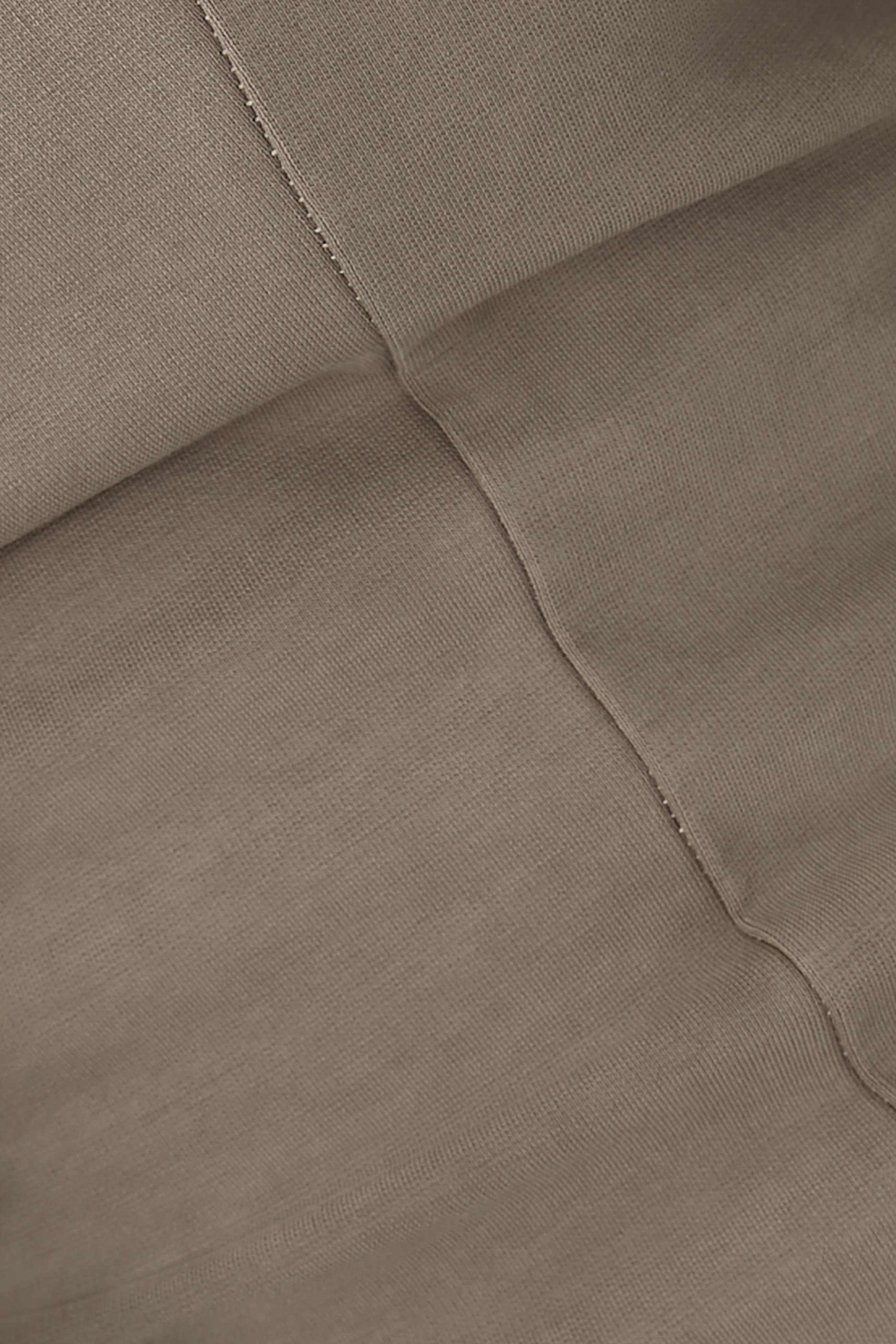 بدلة بيبيت بدون أكمام