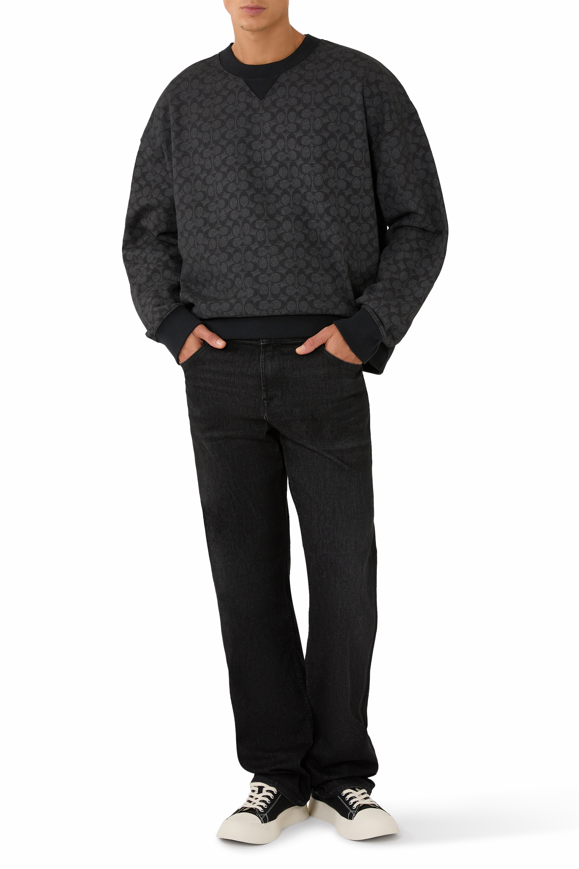 سويت شيرت إسنشال بياقة ضيقة وشعار الماركة