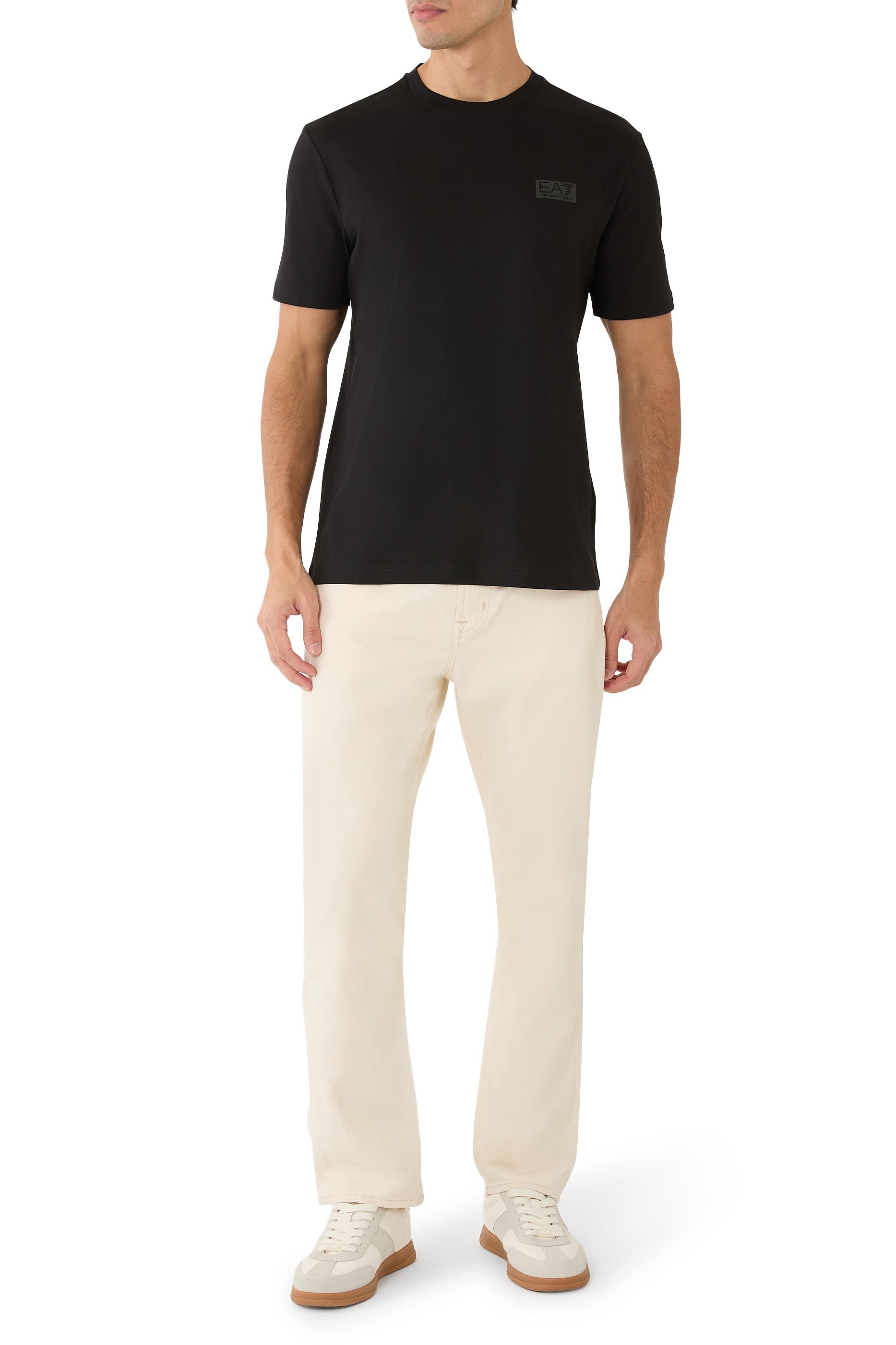 تيشيرت بشعار الماركة