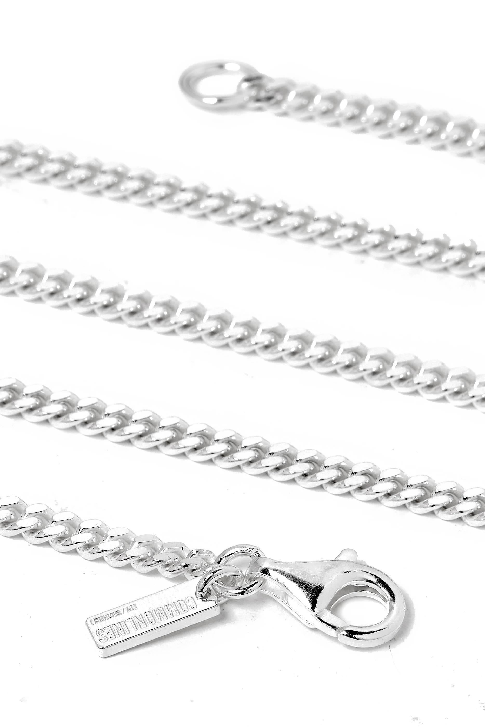 قلادة صغيرة بتصميم سلسلة كوبية