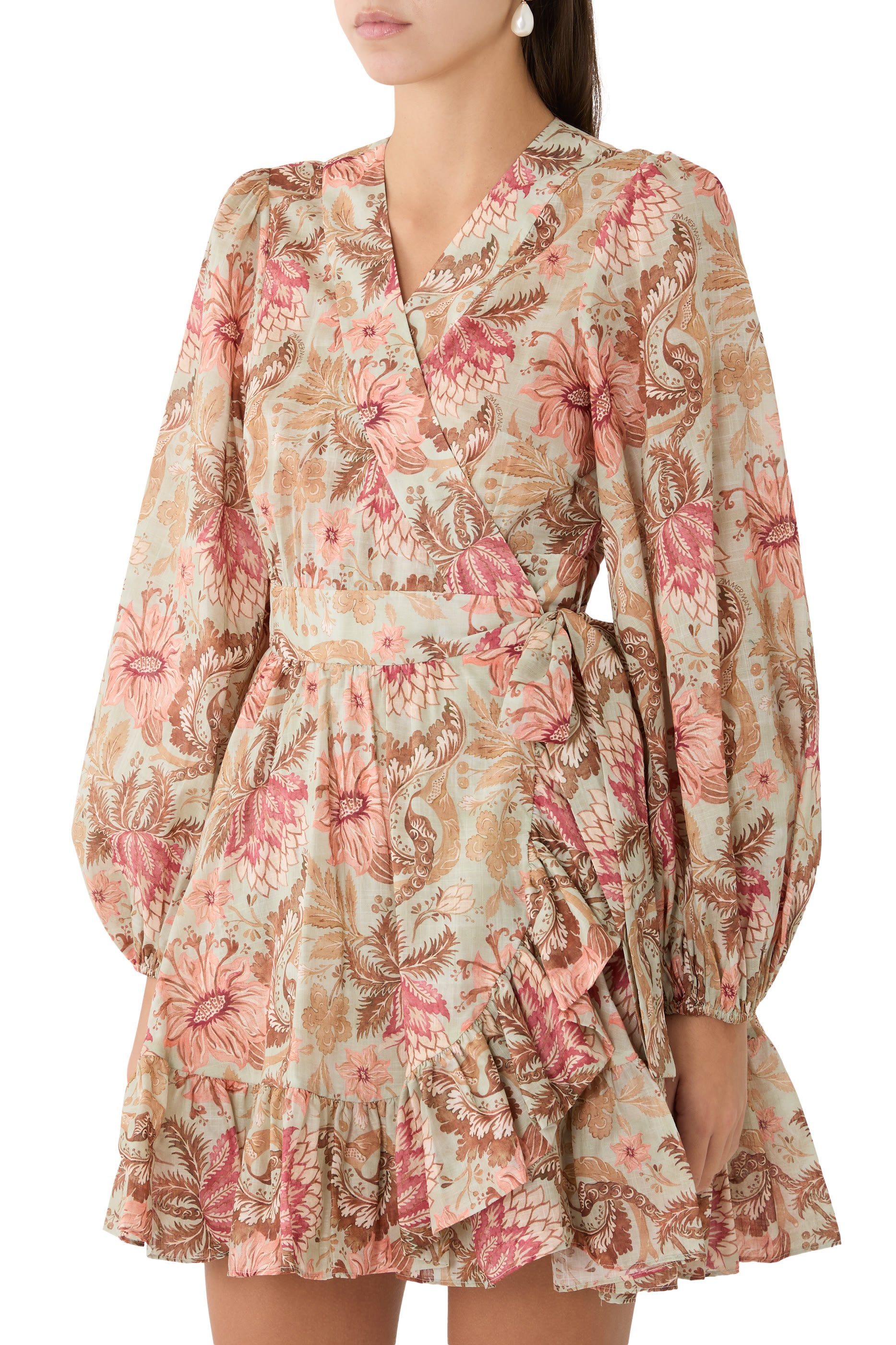 فستان دايلايت قصير بتصميم ملفوف بكشكش