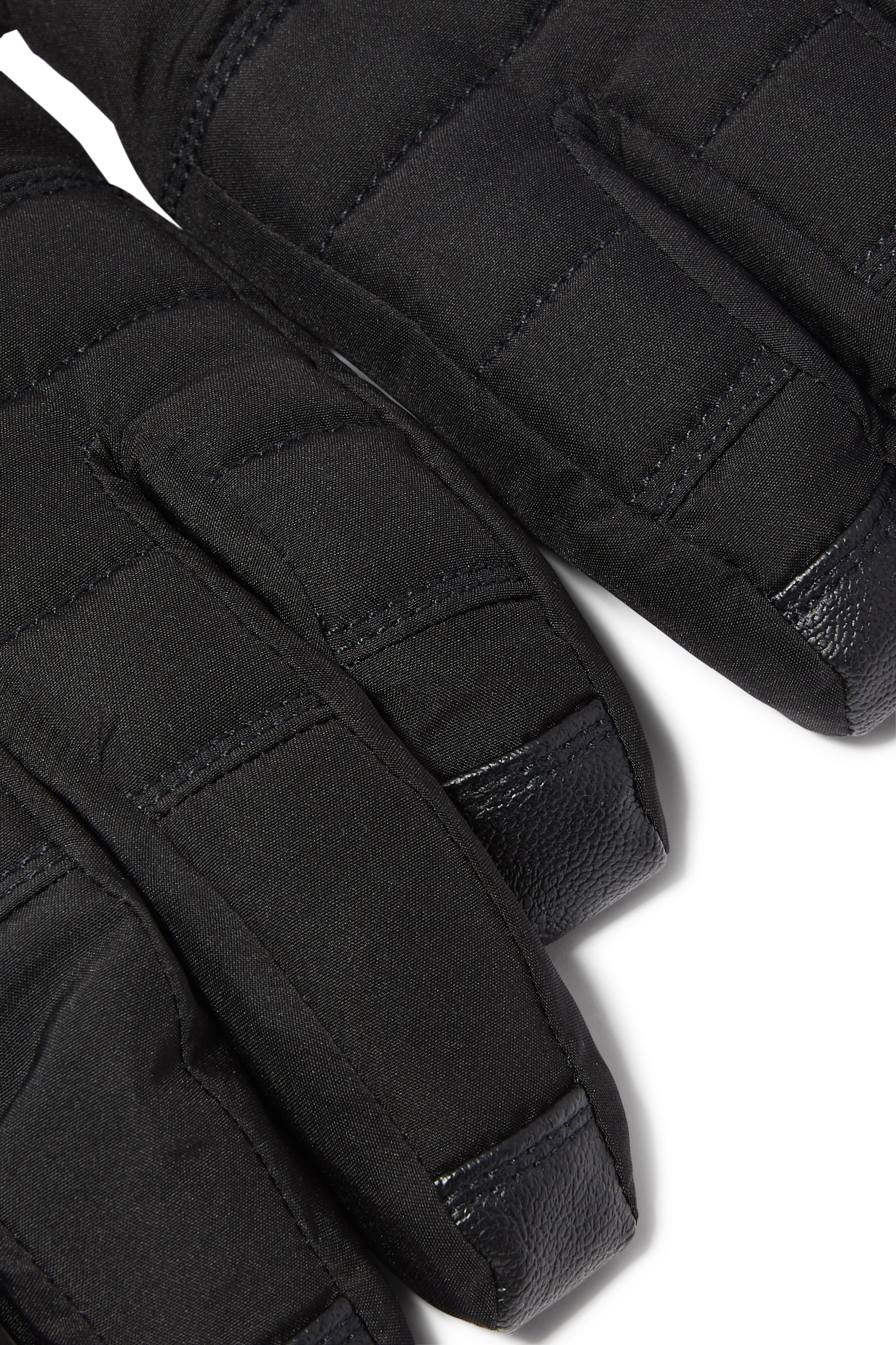 قفازات مونتانا متعددة الاستخدامات