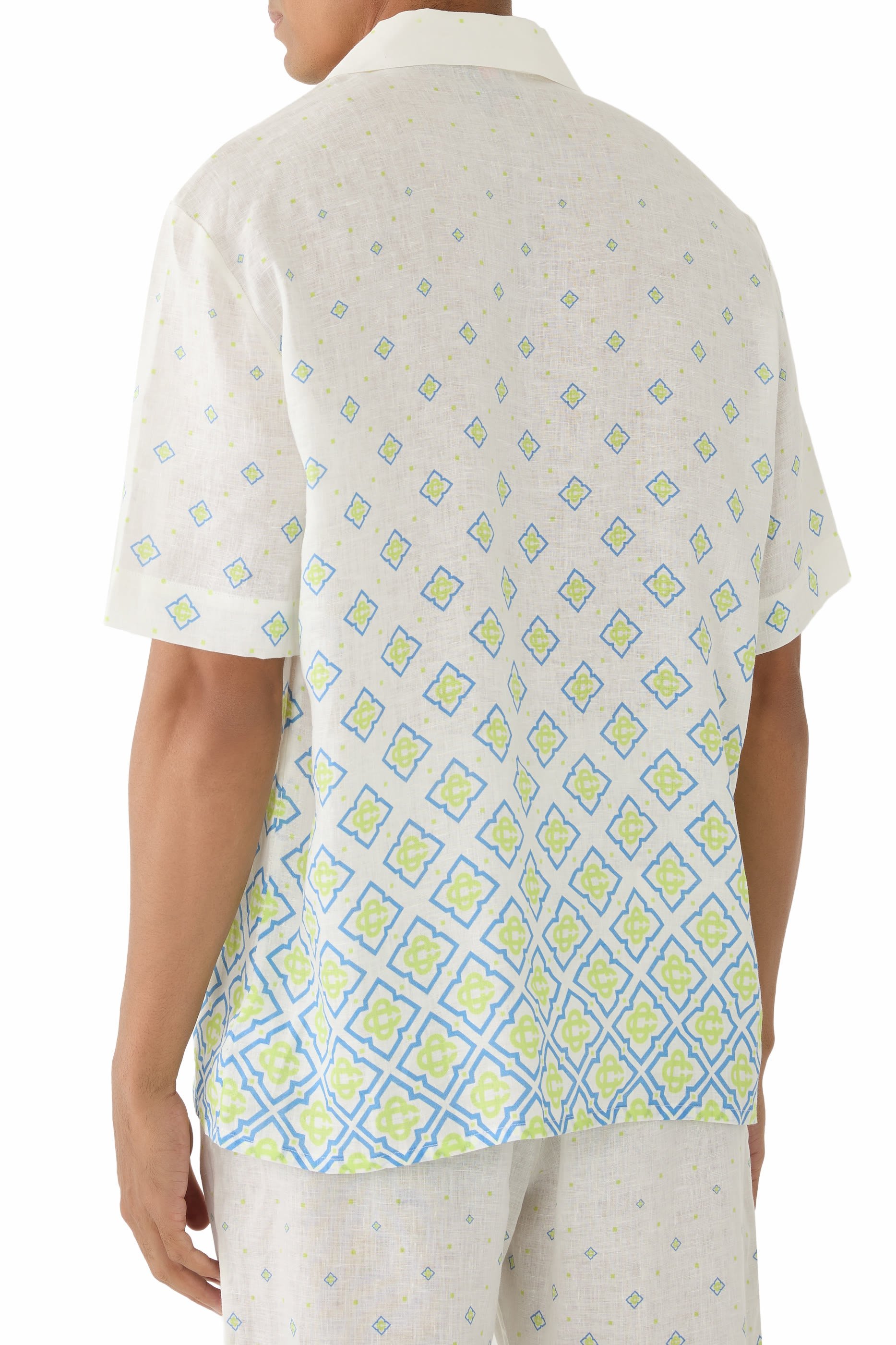 قميص بنقشة حرف شعار الماركة بلون متدرج كتان