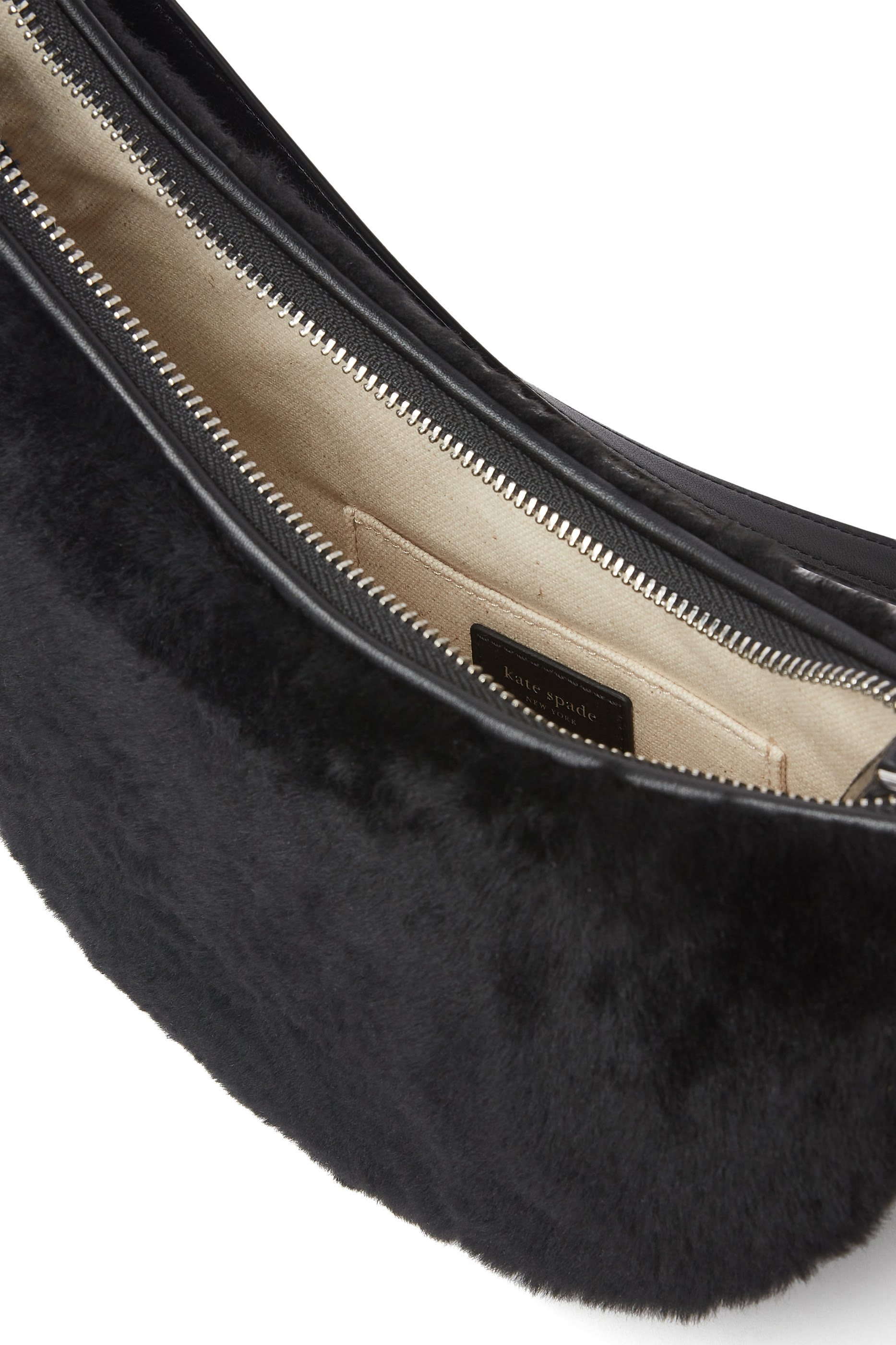 حقيبة دو كروس مزينة بالفرو