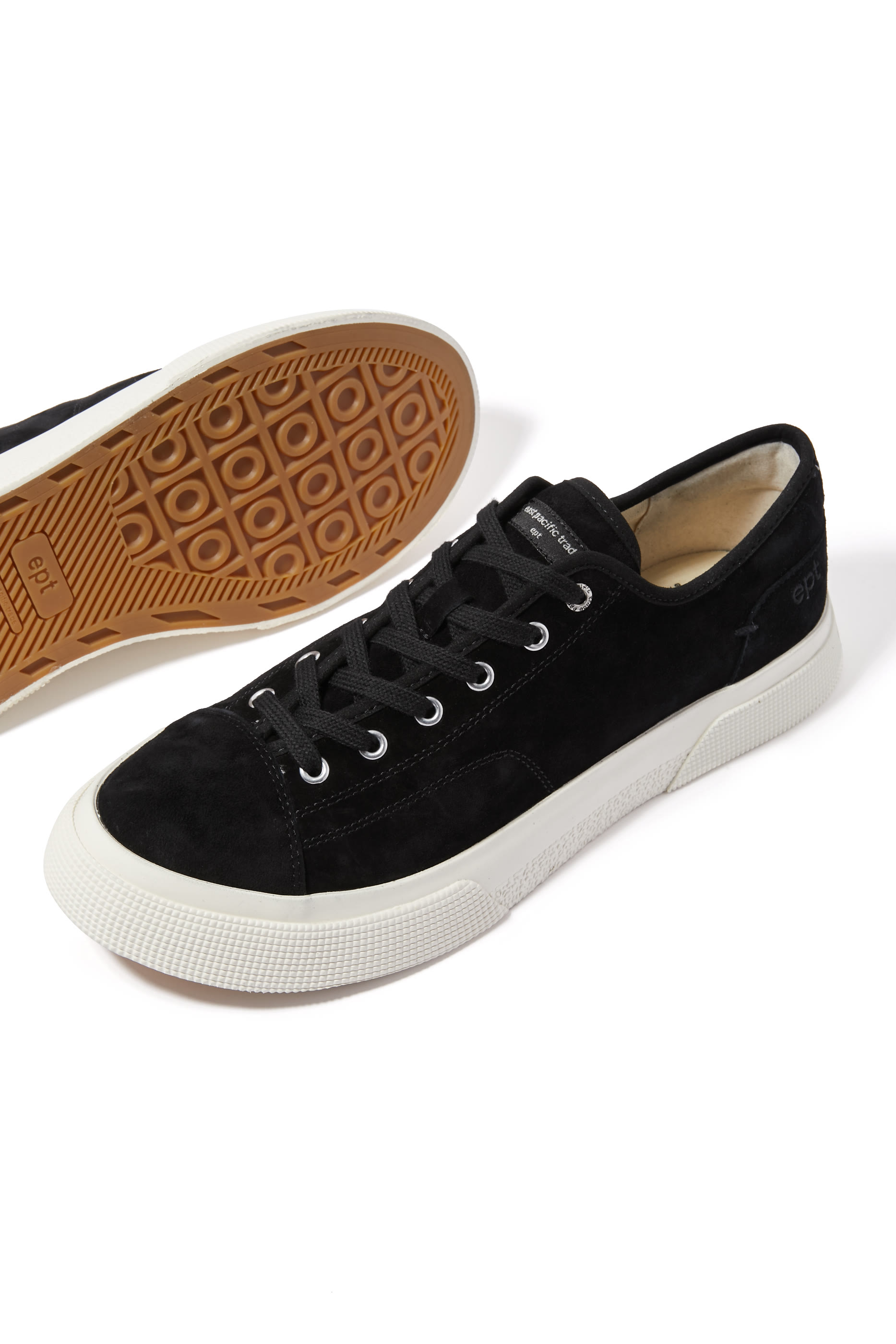 حذاء سوهو ان بي برباط للإغلاق