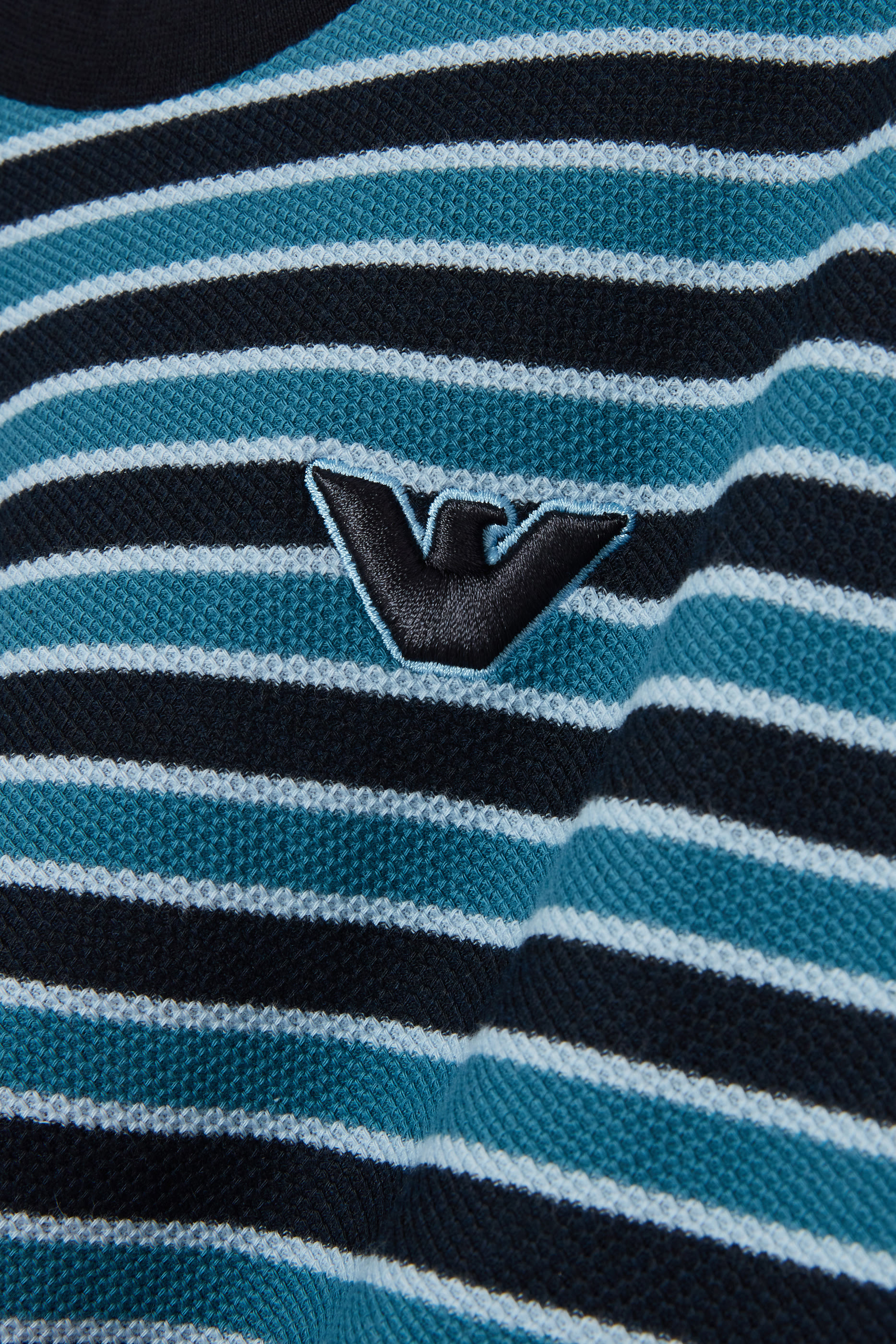 تيشيرت مخطط بشعار الماركة للأطفال