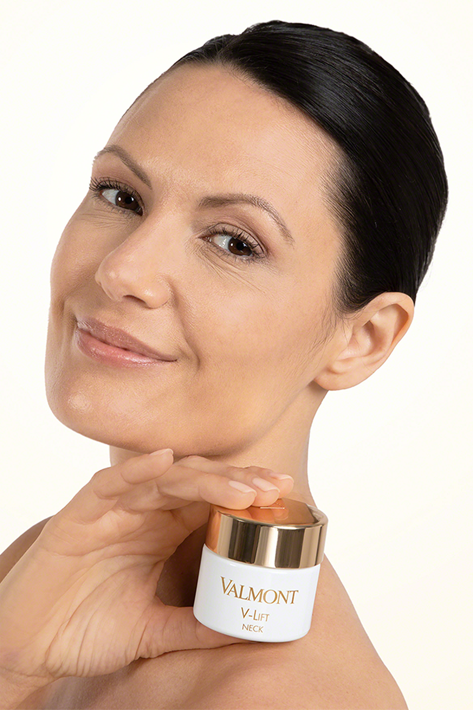 كريم في لشد الرقبة