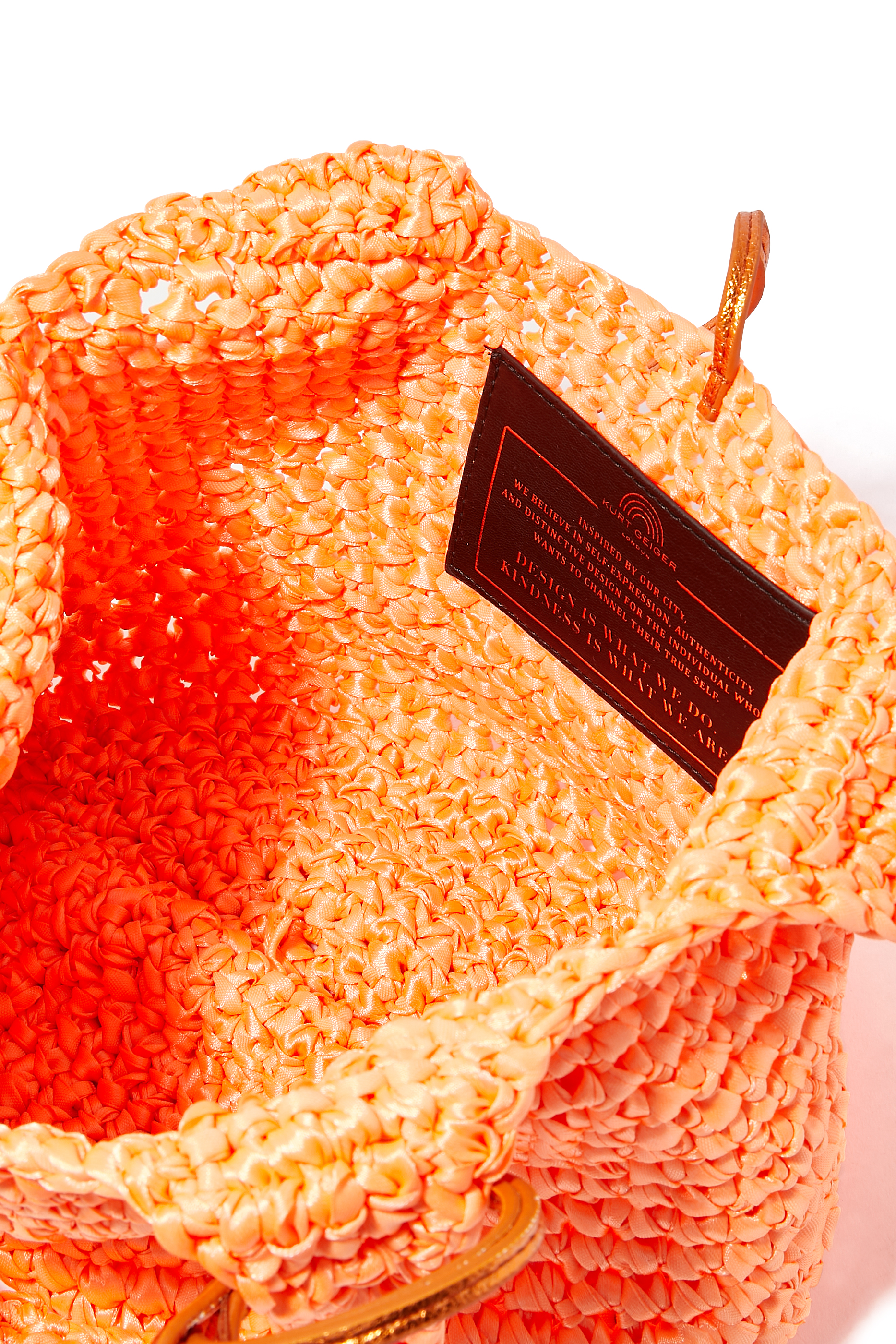 حقيبة يد صغيرة كروشيه