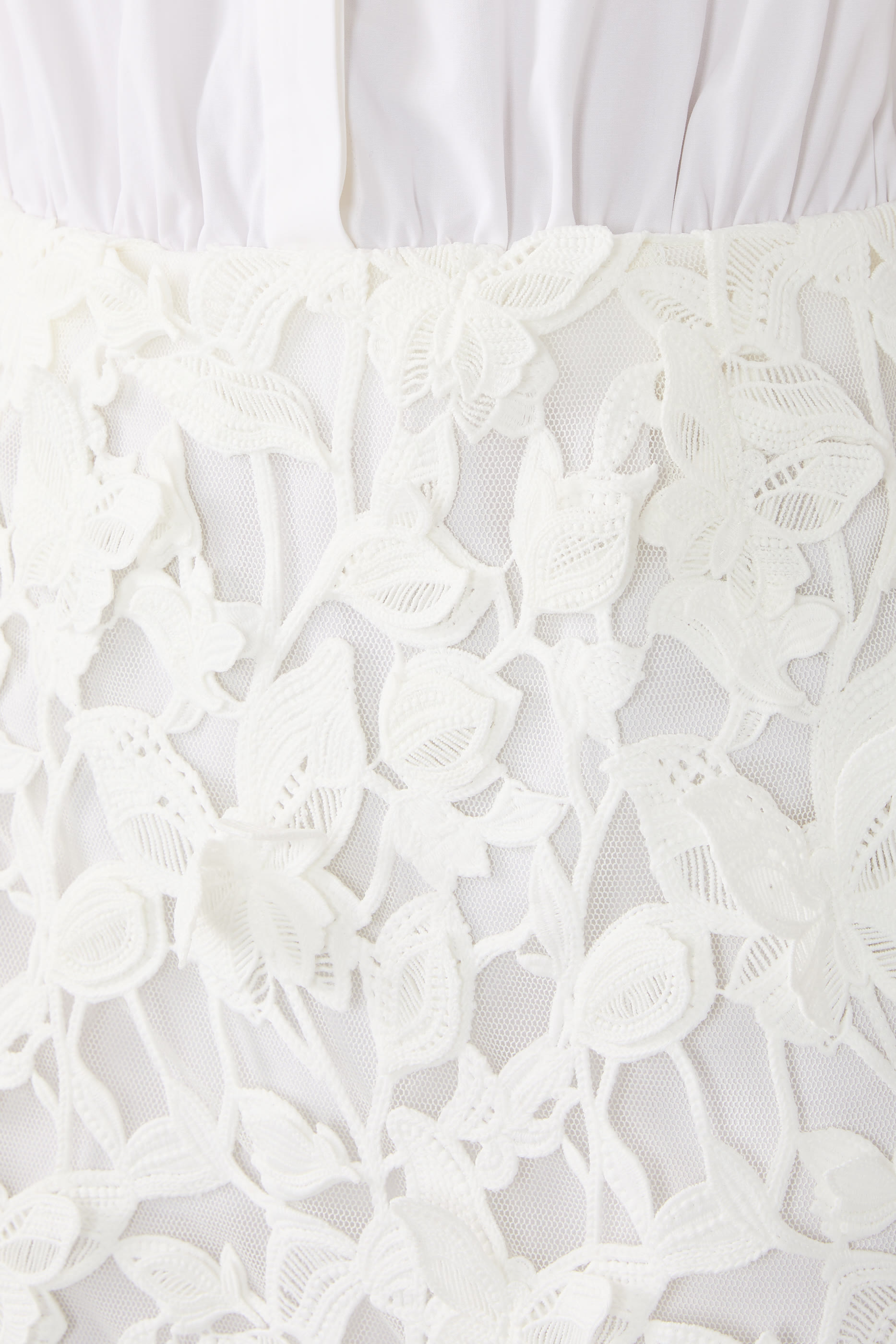 فستان كوليت متوسط الطول بجزء بارز الملمس