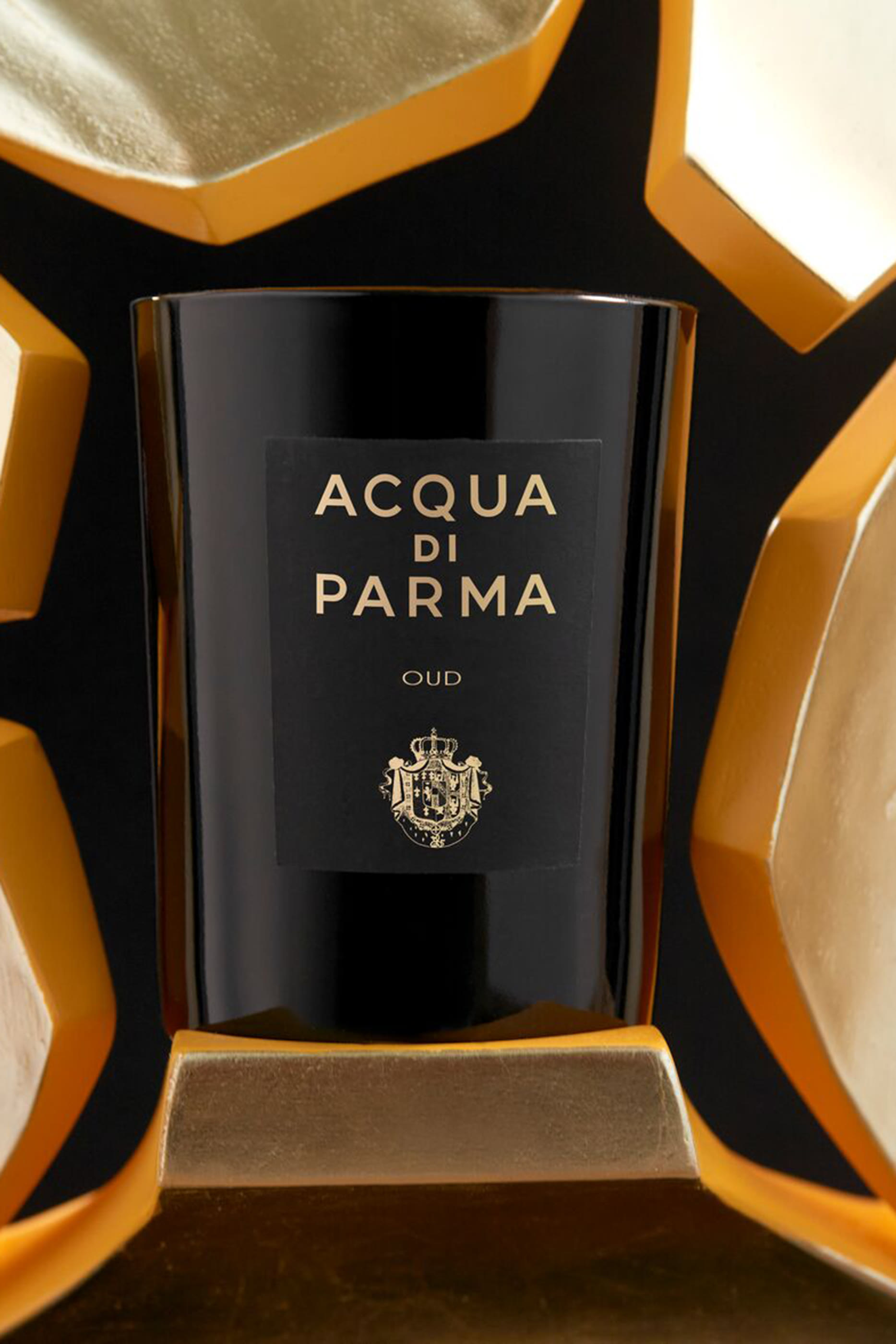 شمعة معطرة سيجناتشرز اوف ذا سن عود