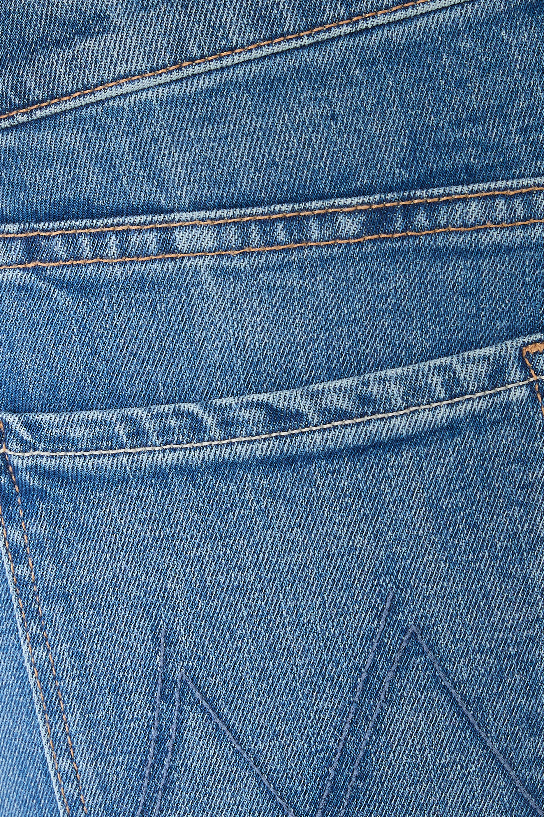 بنطال جينز نيوبي بطول الكاحل