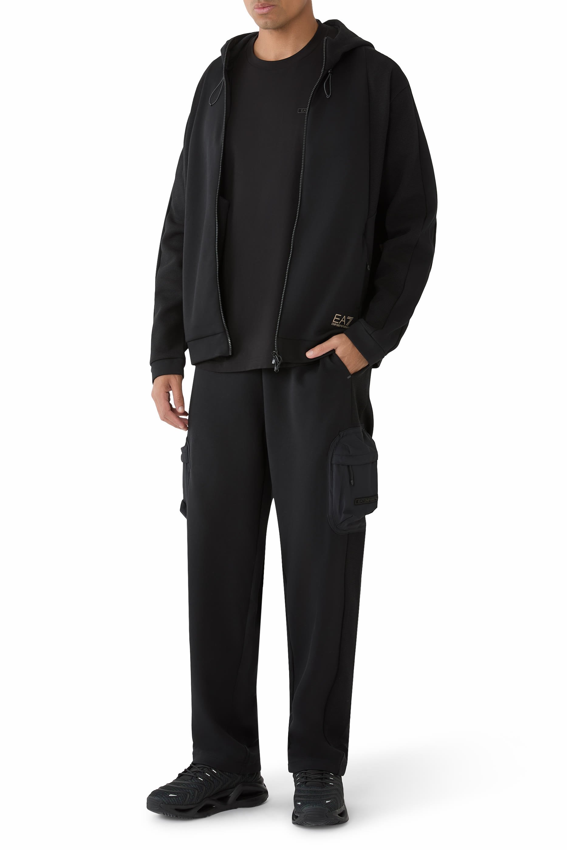 بنطال رياضي كارغو بشعار الماركة