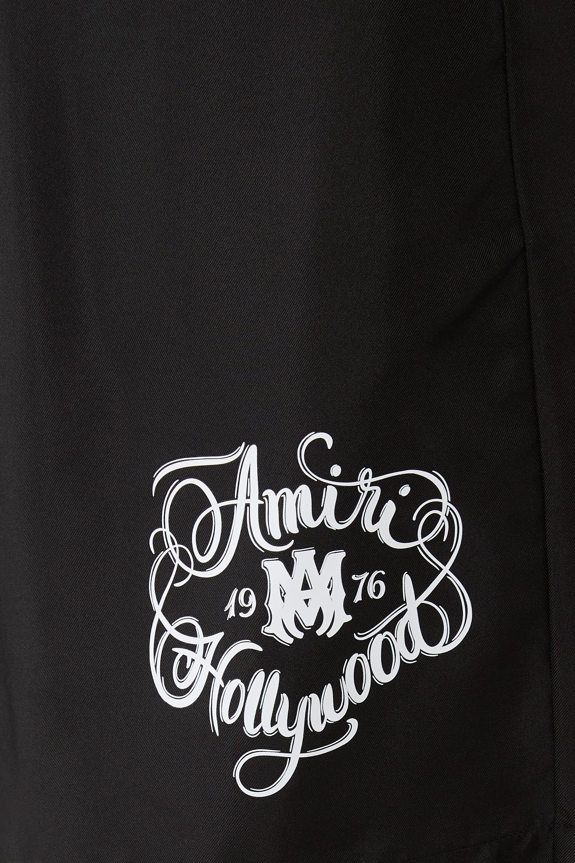 شورت بطبعة هوليود