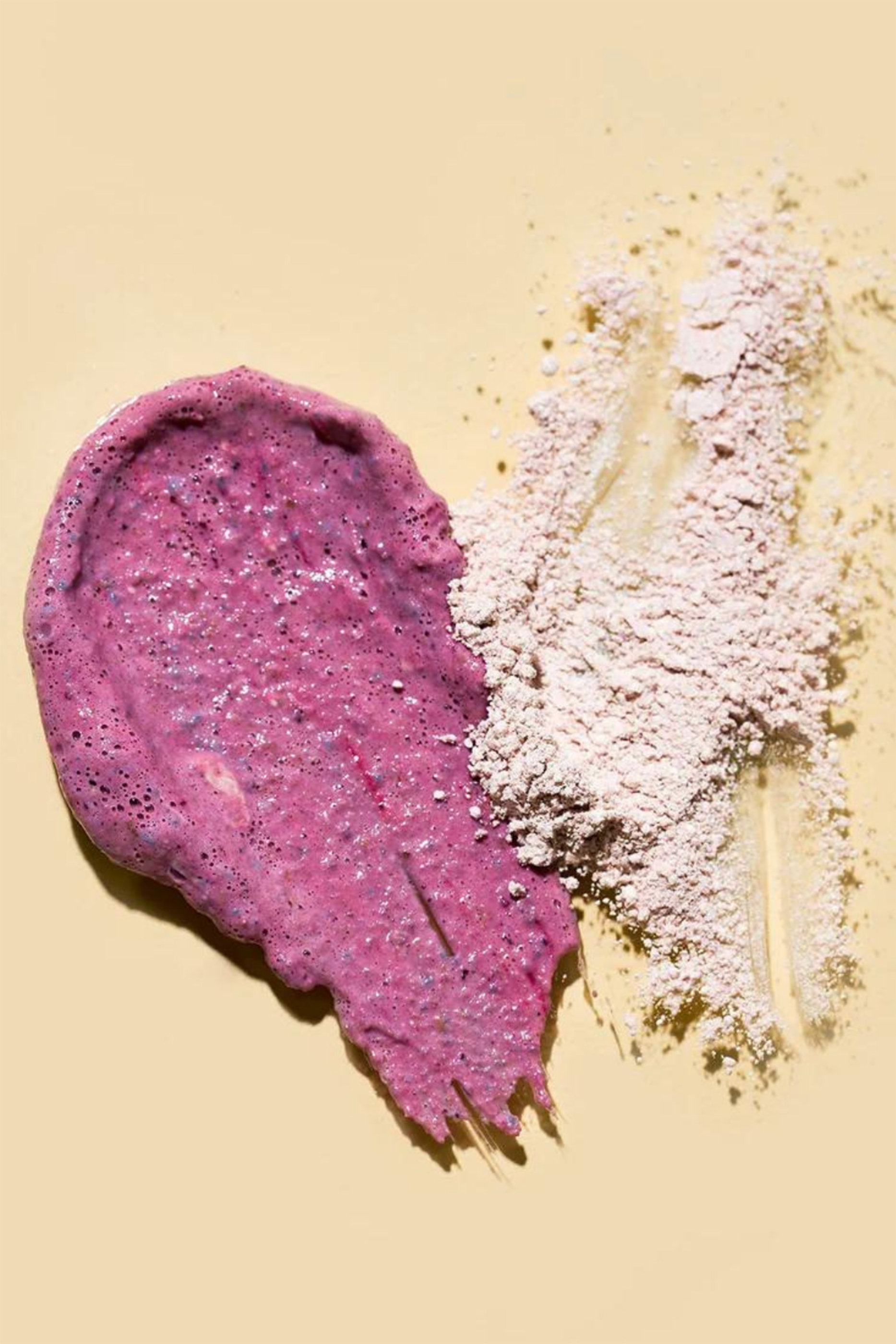 غسول مسحوق سنابي ساكريد-سي لتفتيح البشرة