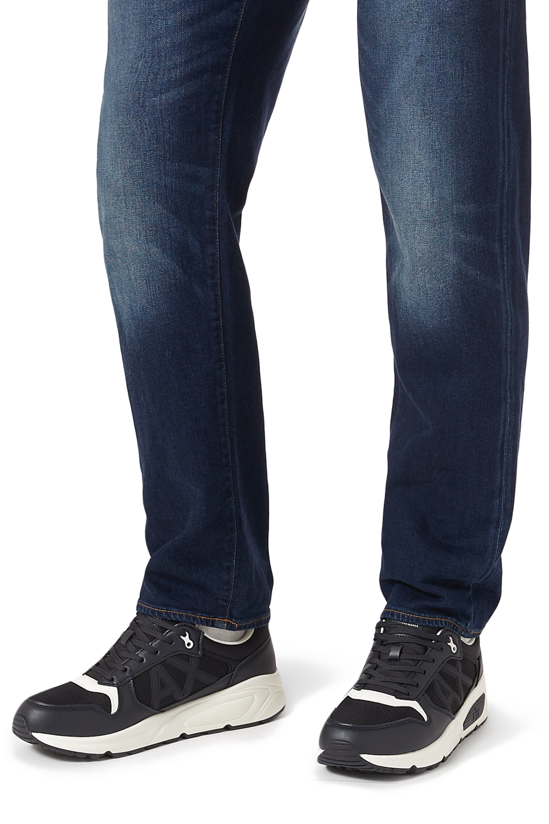 سنيكرز بشعار الماركة