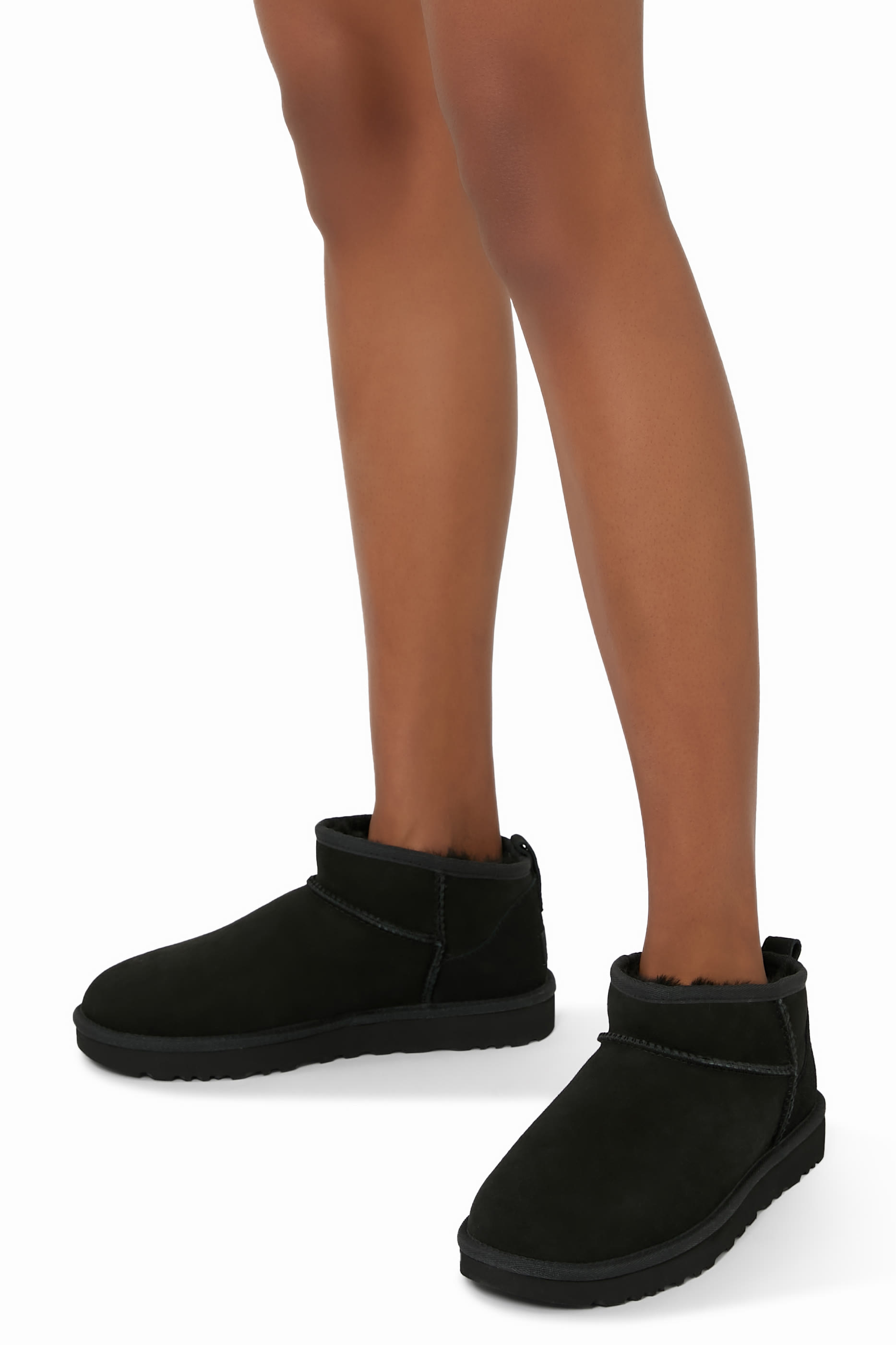 حذاء بوت كلاسيك ميني أولترا