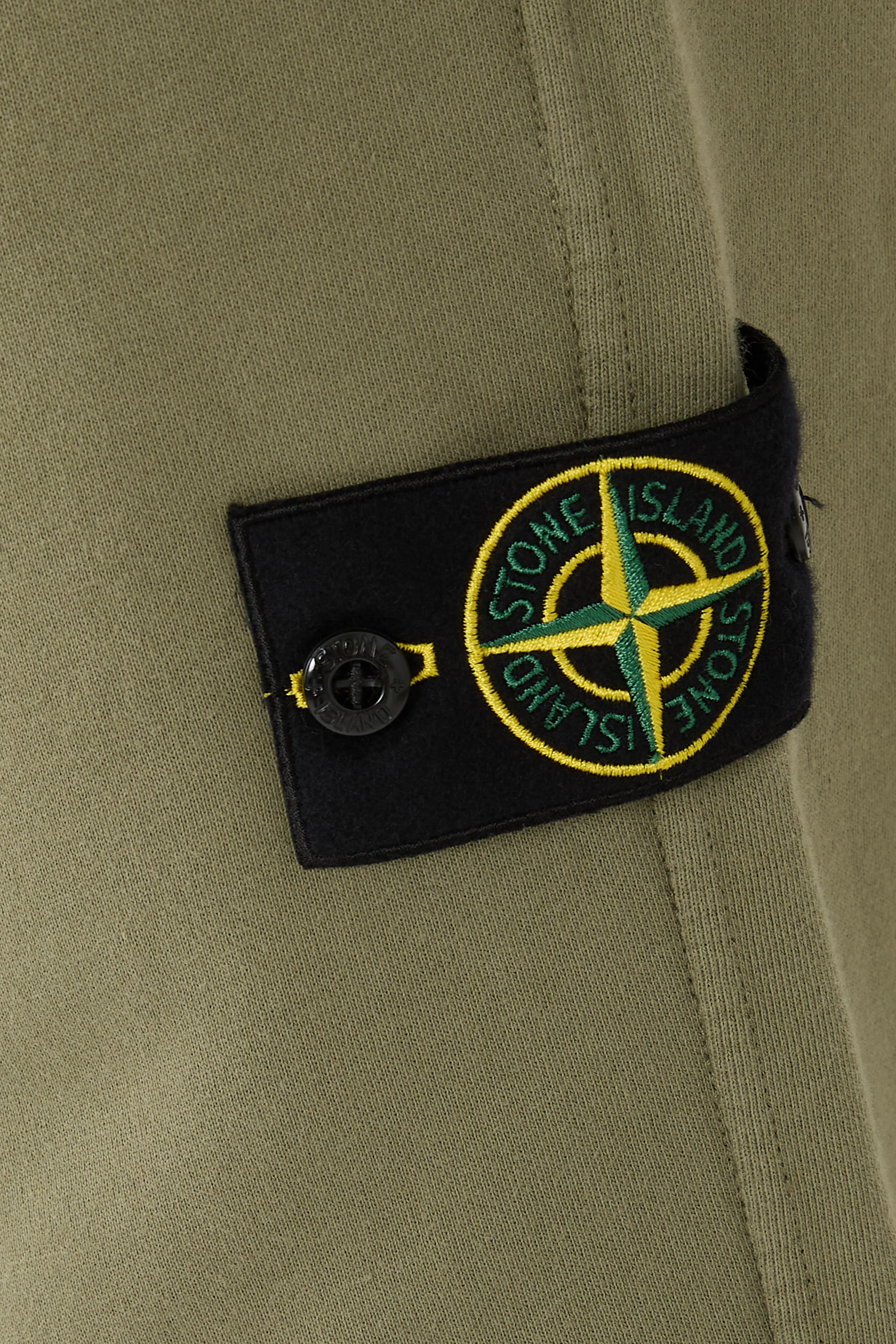 بنطال رياضي برقعة شعار الماركة