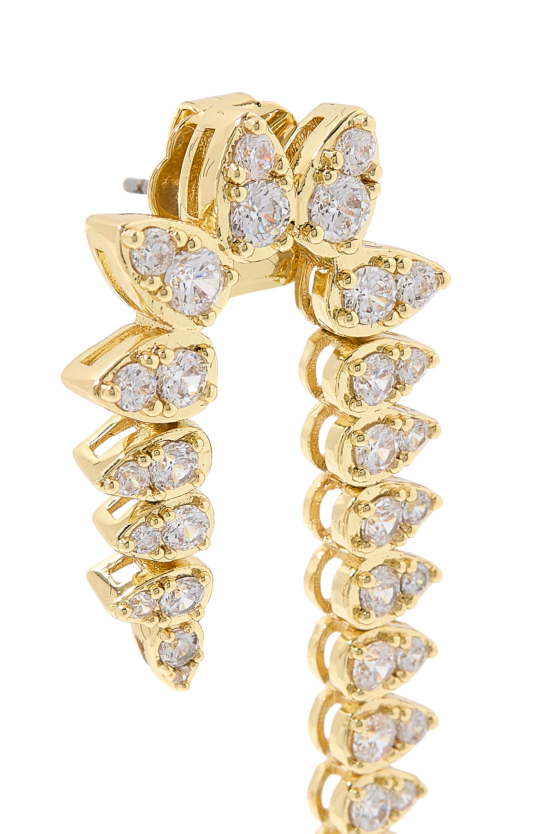 أقراط متدلية مرصعة بأحجار زركونيا مكعبة، نحاس مطلي بذهب عيار 14