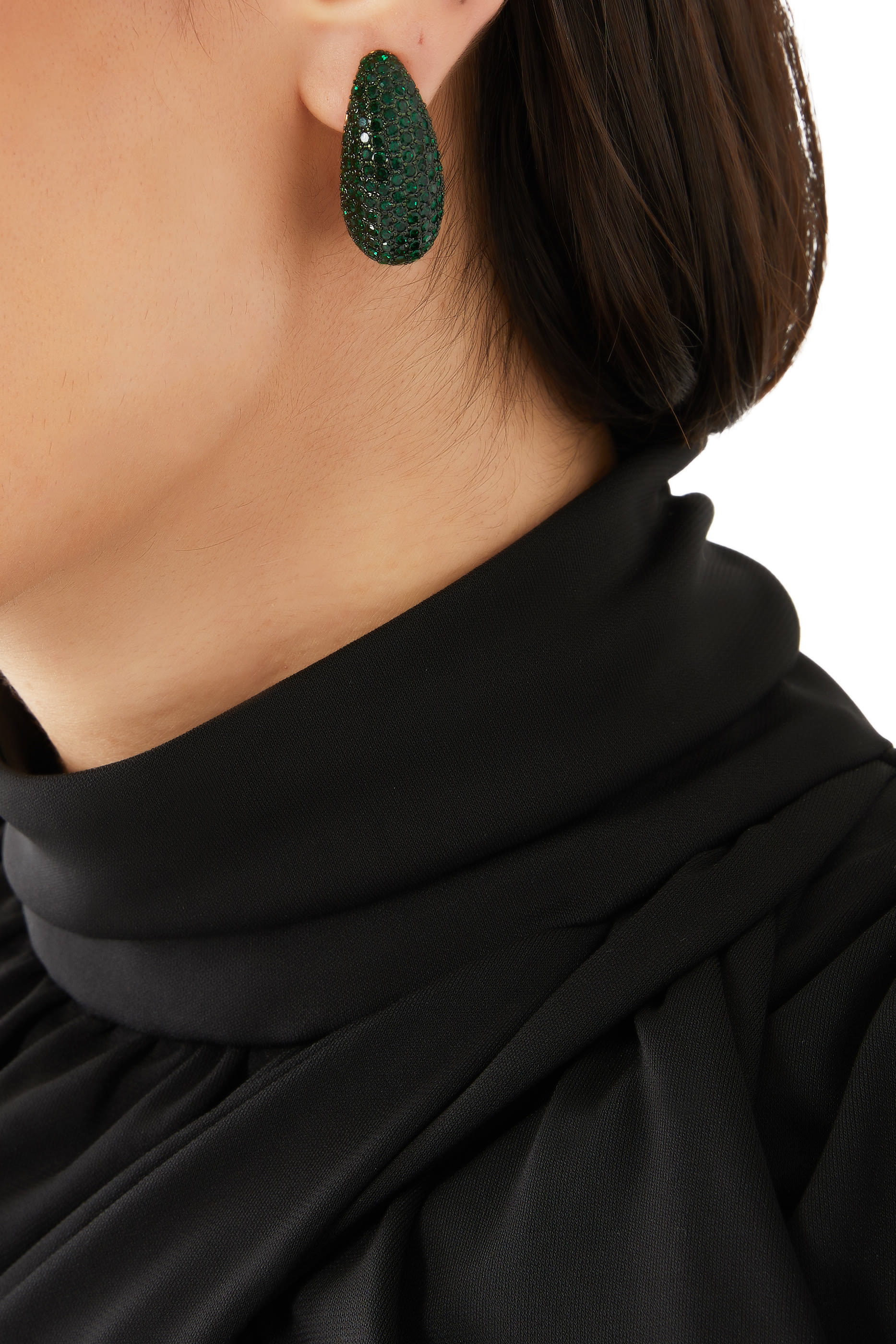 أقراط بتصميم منفوخ بأحجار بافيه