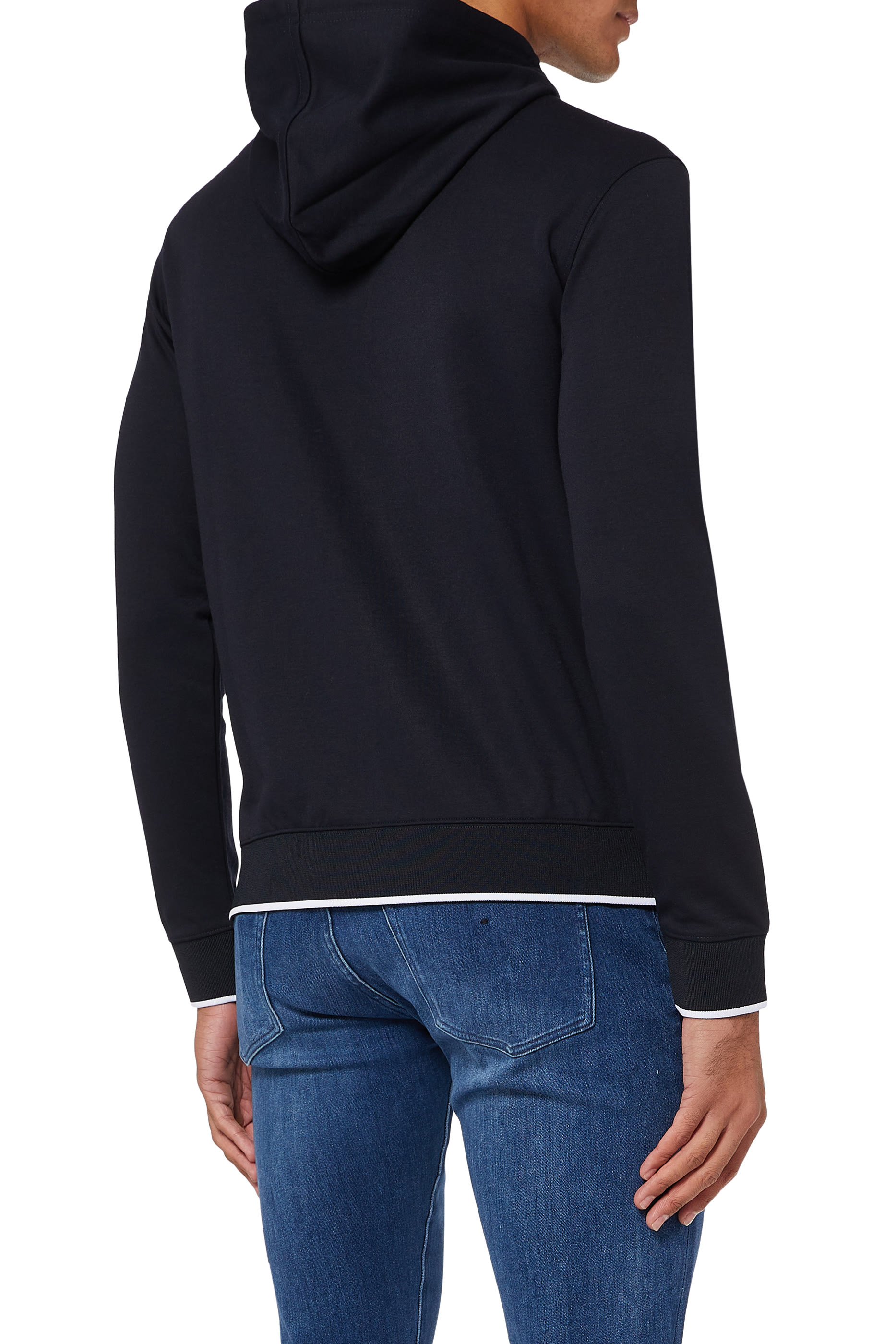 كنزة بغطاء رأس قطن وفيسكوز وشعار الماركة بتصميم دائري