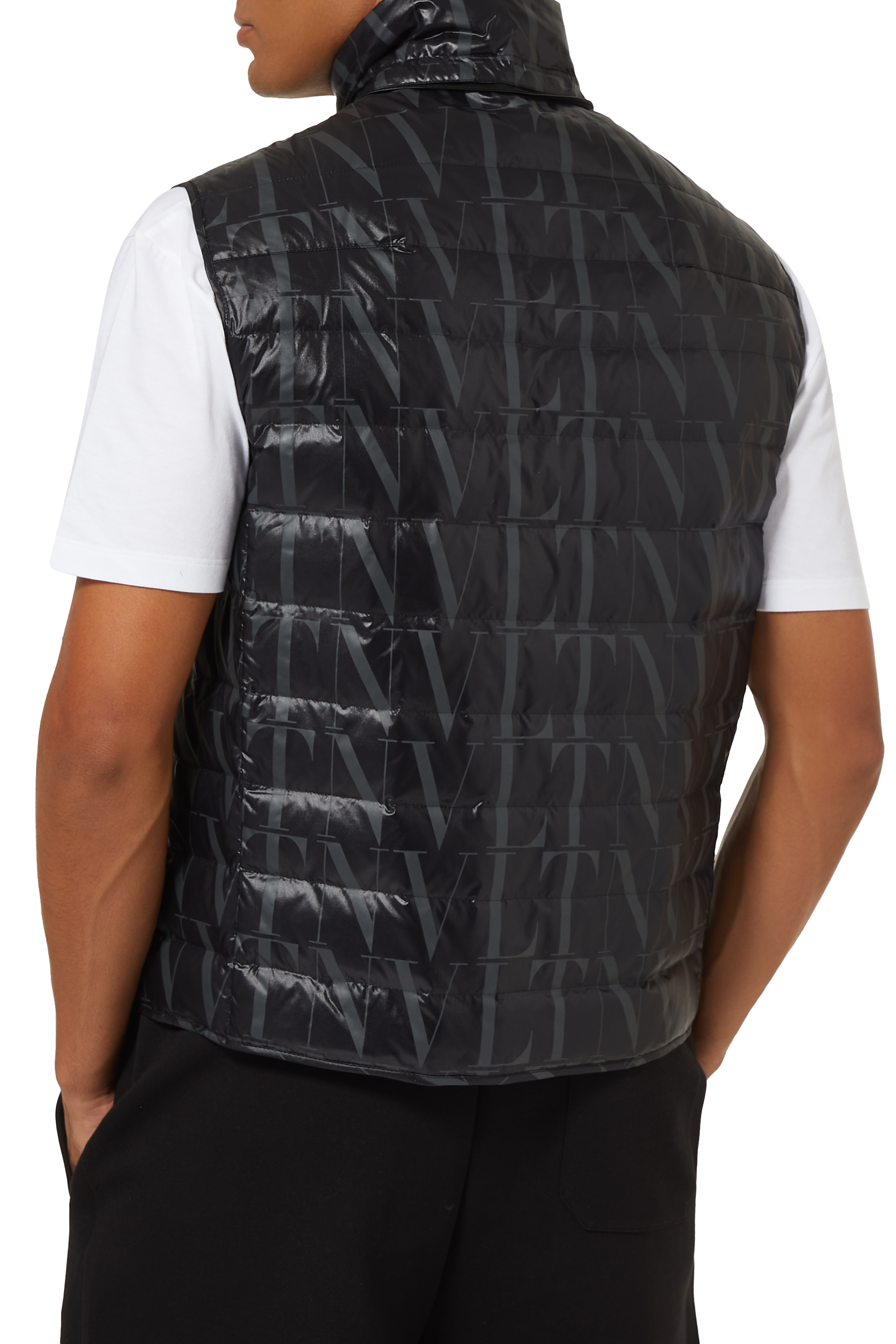 فيست بشعار VLTN بتصميم تايمز