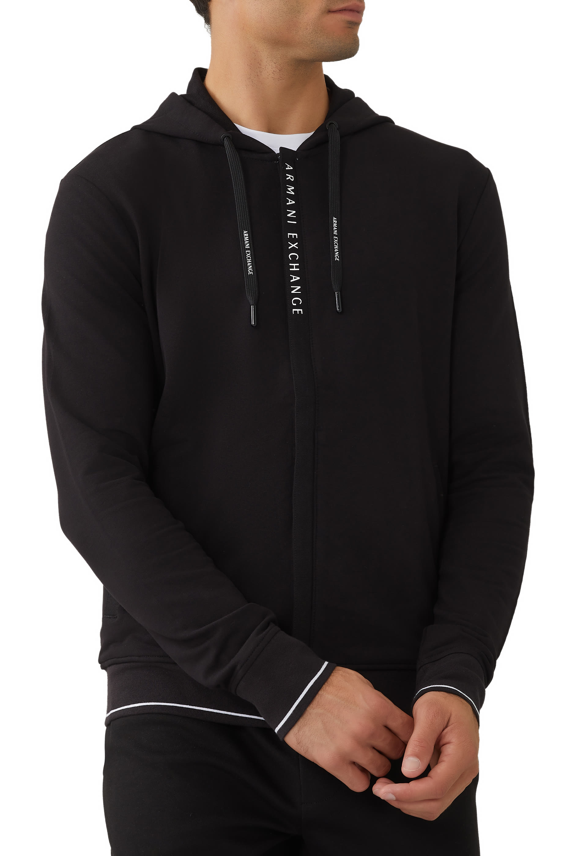 هودي بسحاب وطبعة شعار الماركة