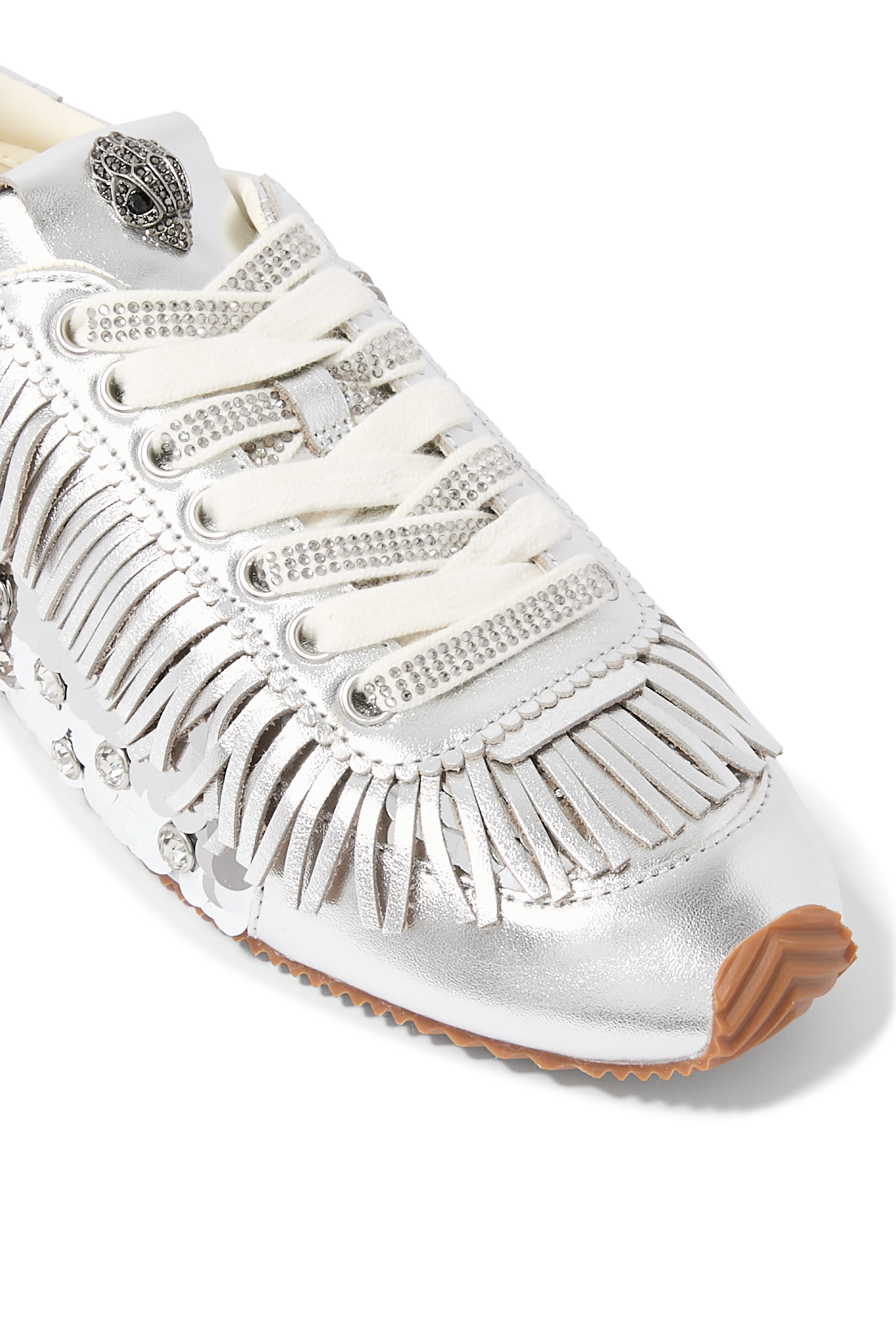 سنيكرز إزلنجتون بشرابات