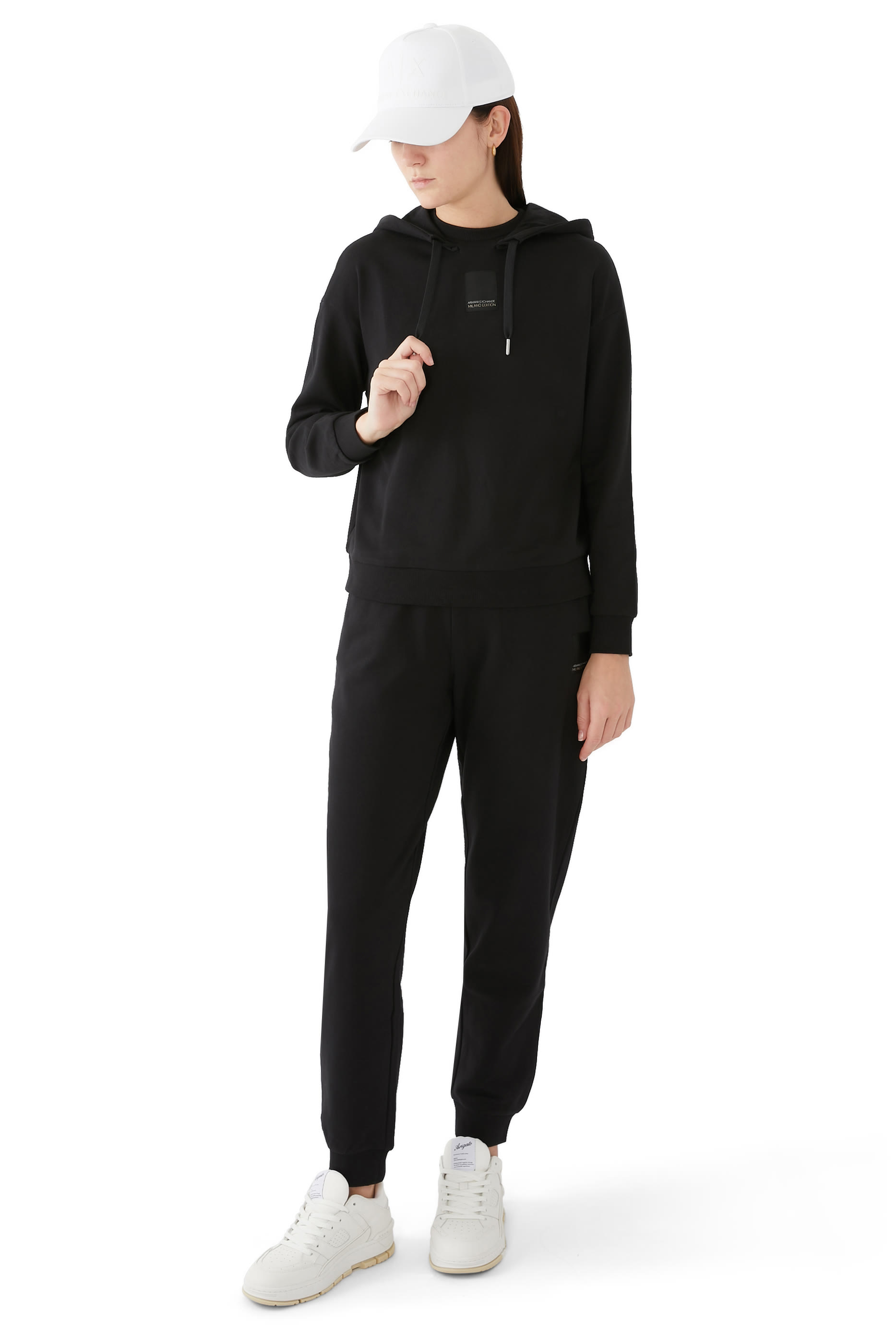 كاب بايسبول بشعار الماركة