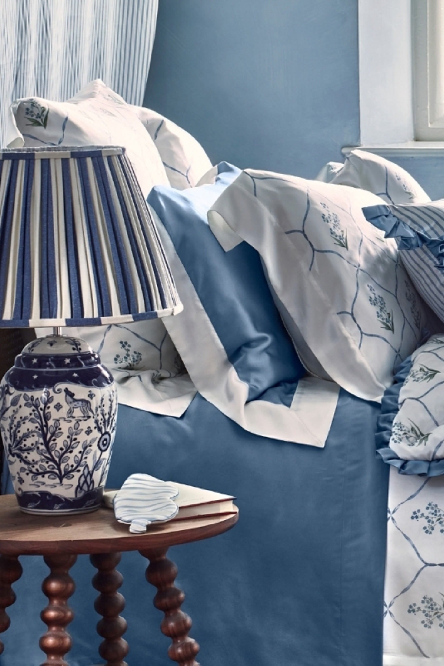 Silk Signature Duvet Cover