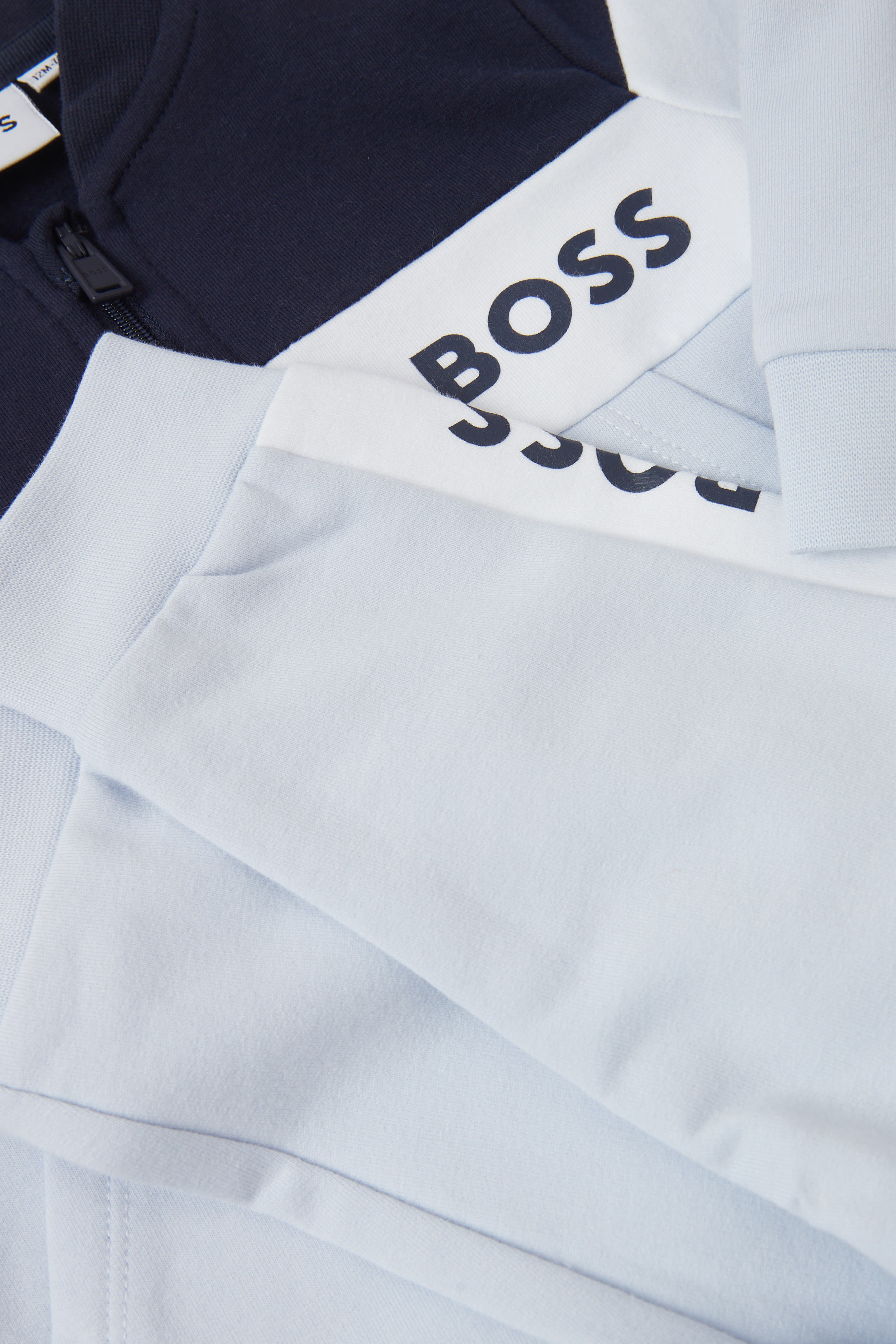 طقم بدلة رياضية مقسمة لألوان للأطفال