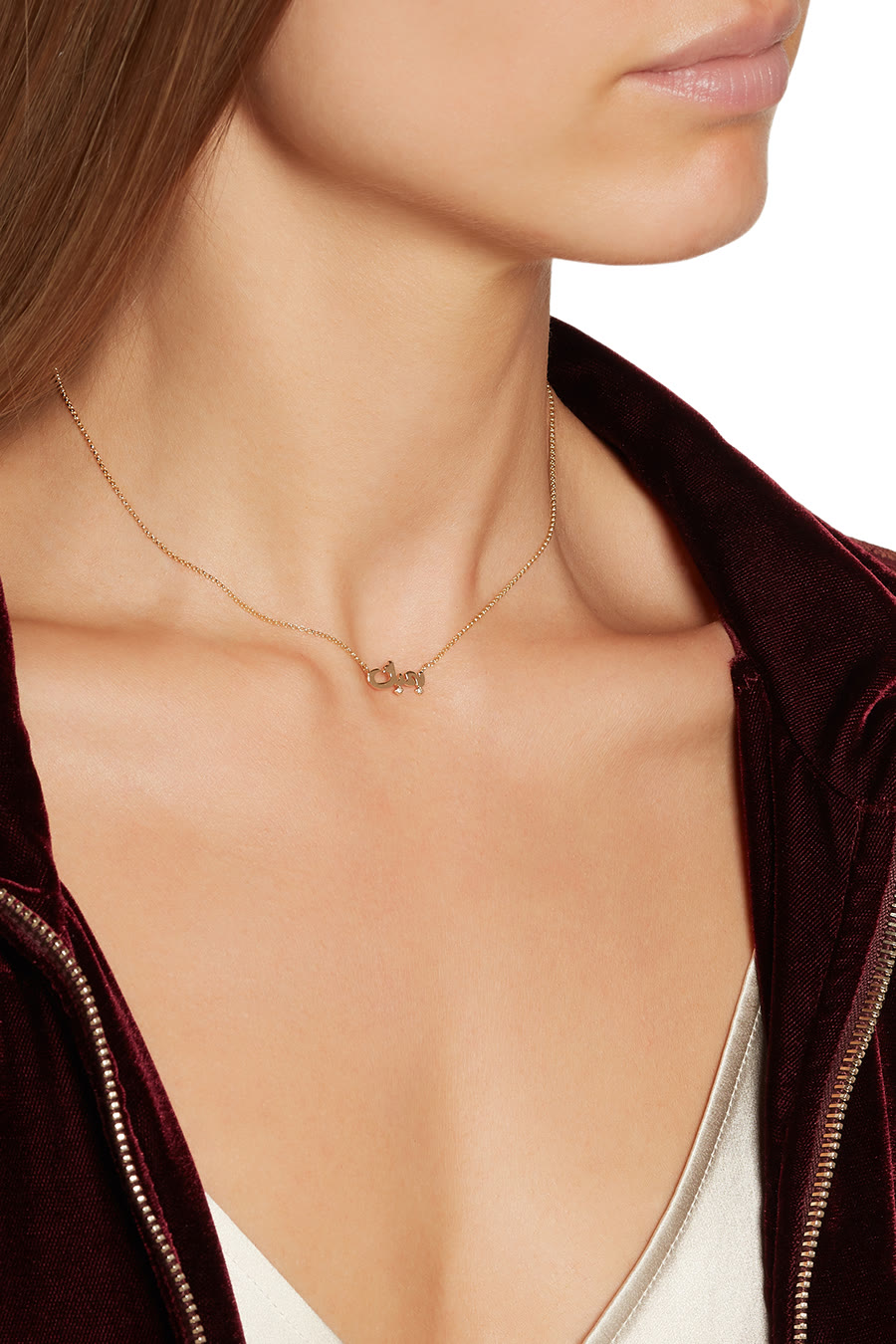 قلادة بتصميم كلمة بحبك مرصعة بماس