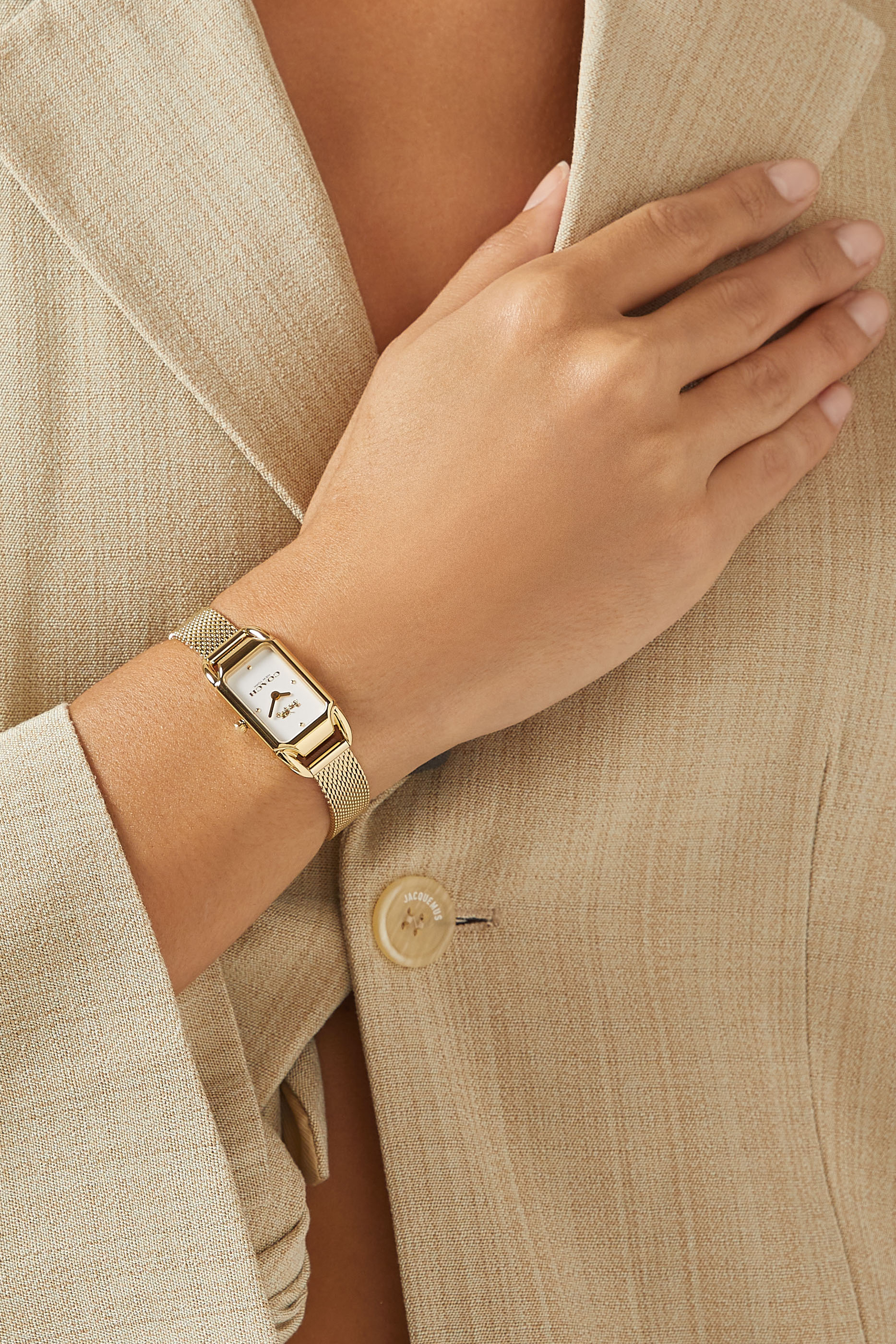 ساعة كادي ستانلس ستيل شبكي ذهبي اللون