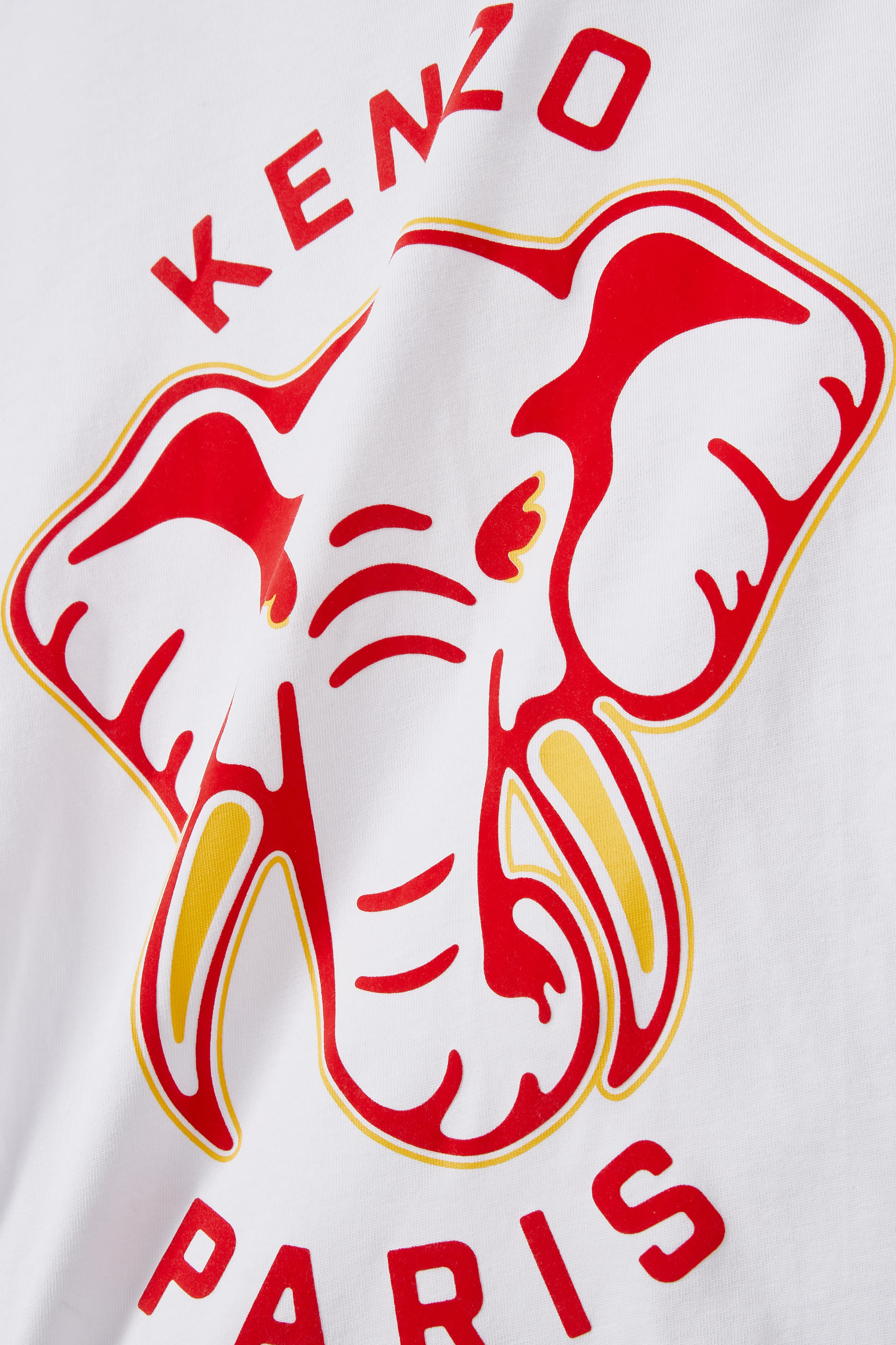 تيشيرت بشعار الماركة للأطفال