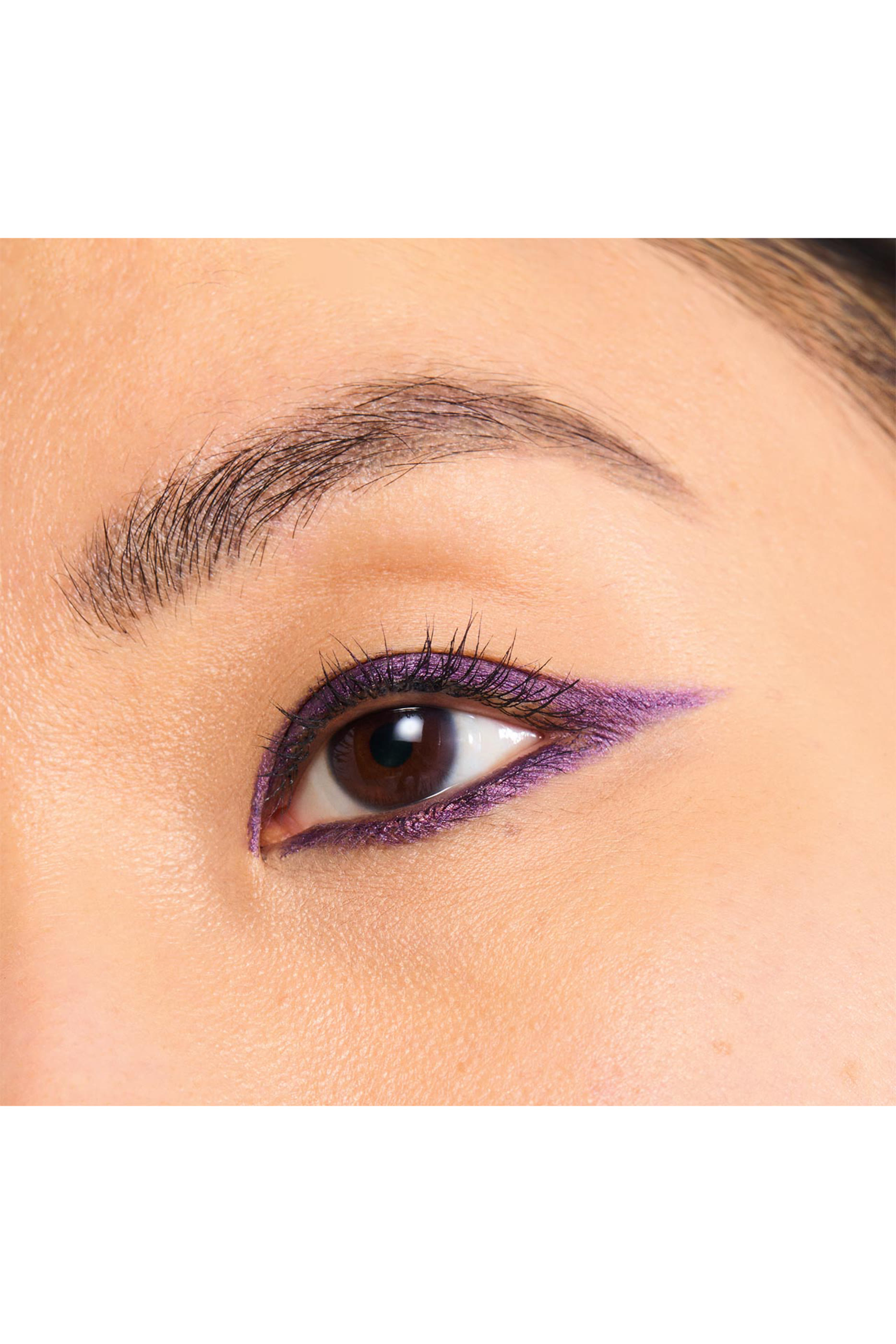 قلم تحديد عيون جل هاي إمباكت