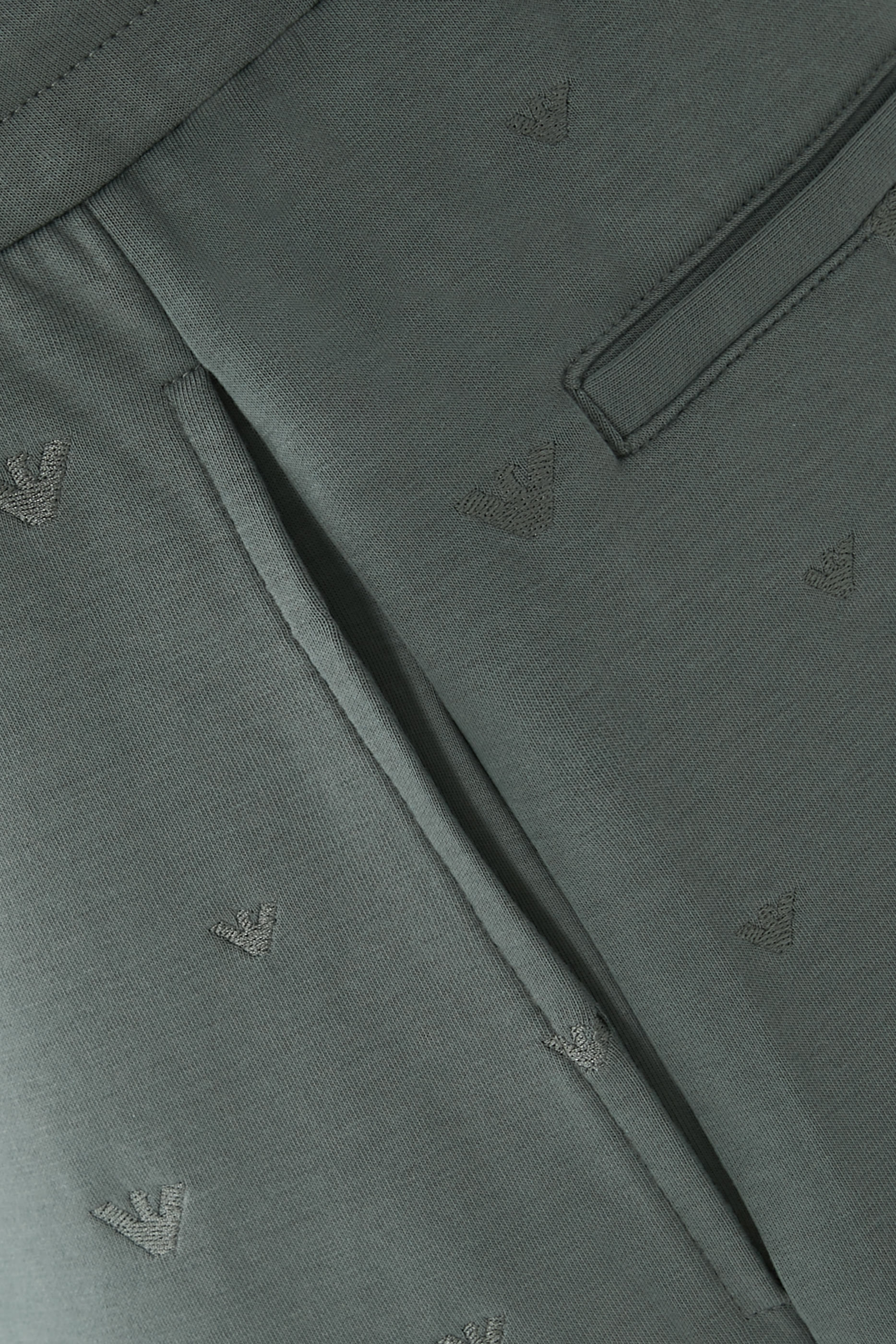 شورت جيرسيه مزين كليا بشعار الماركة