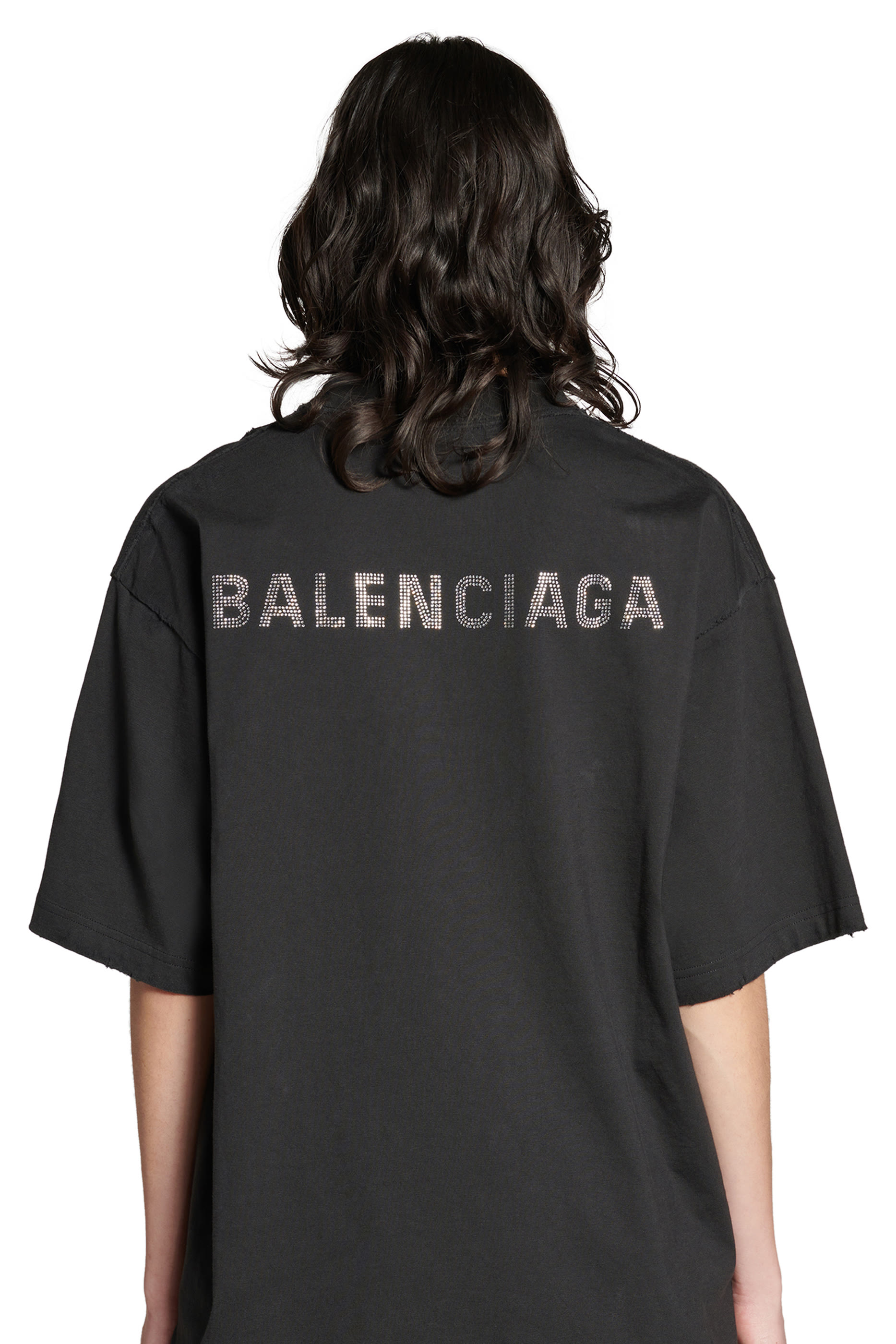 تيشيرت بطبعة بشعار الماركة