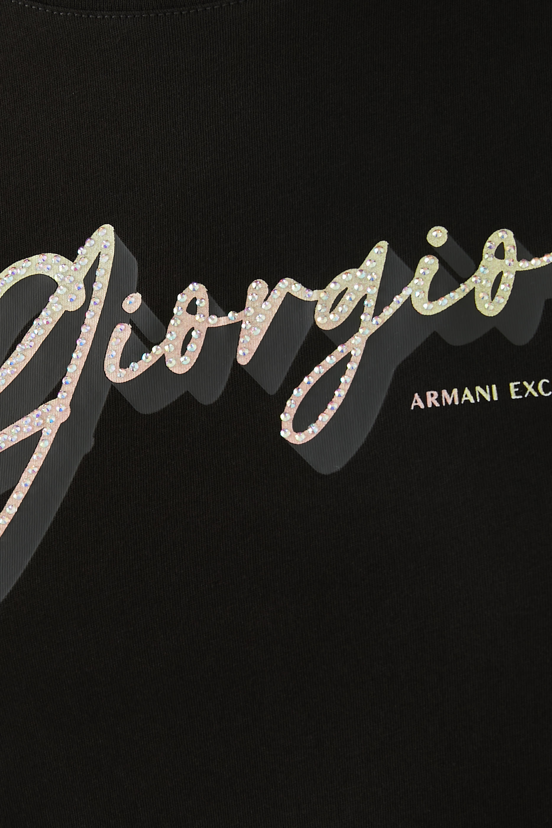 تيشيرت بشعار الماركة