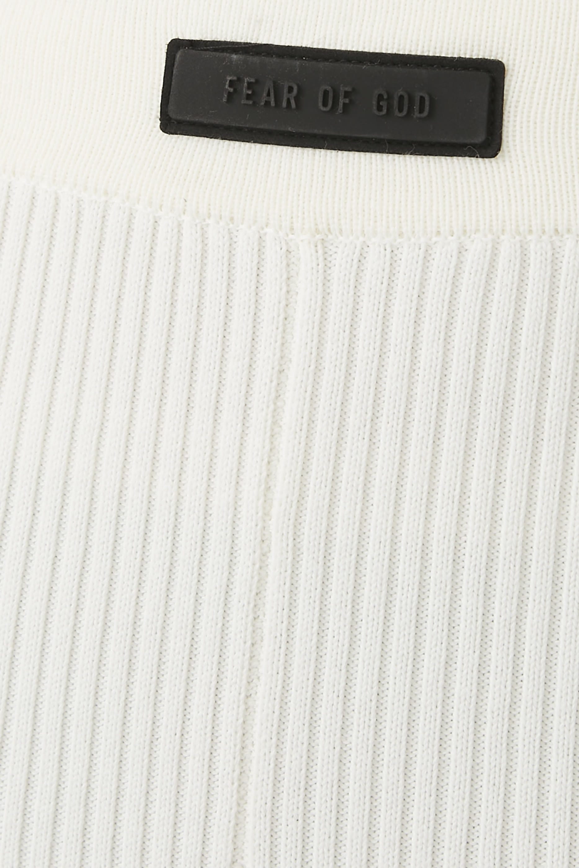 شورت بايكر رياضي بشعار اسنشالز