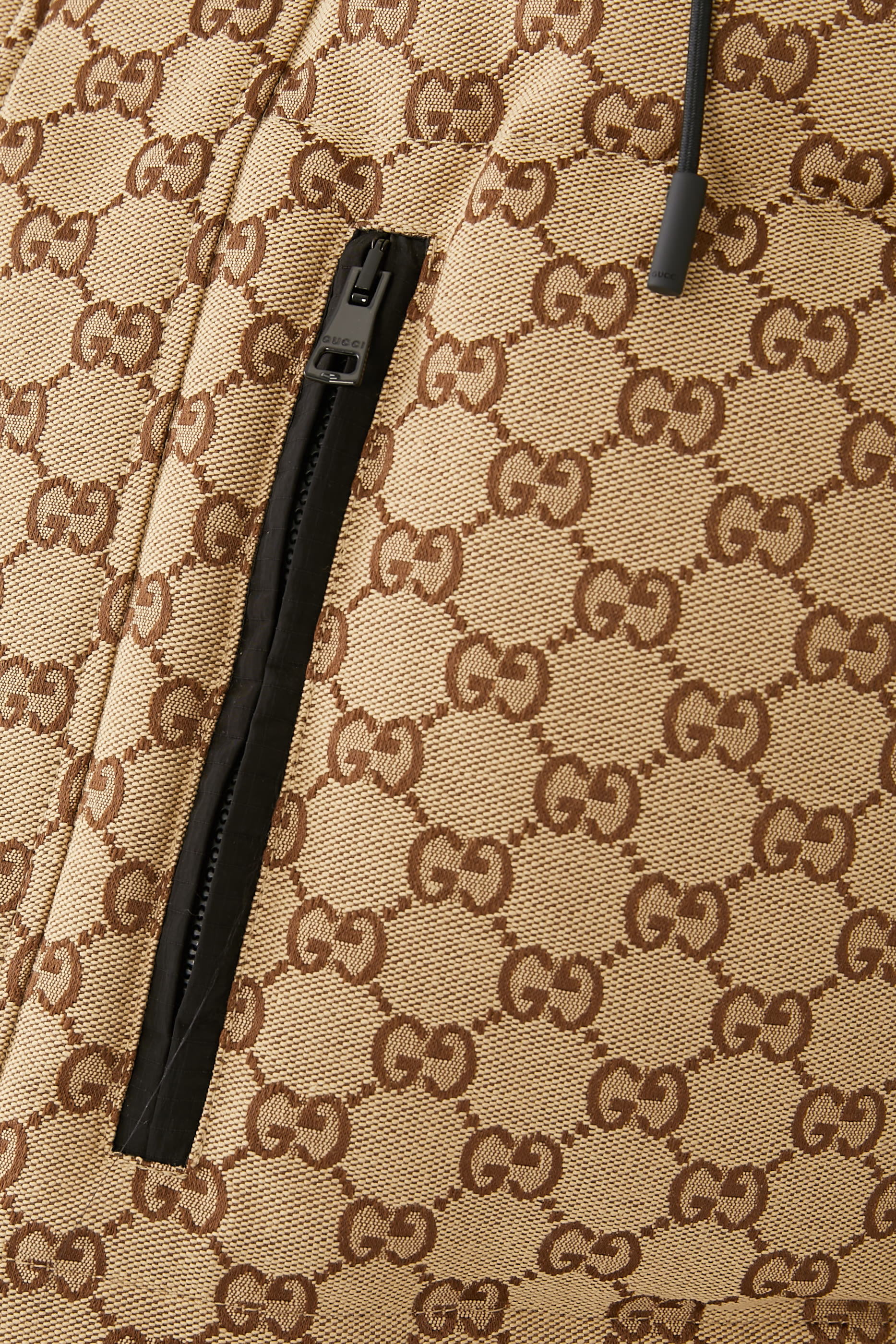 جاكيت بومبر قماش قنب بنقشة حرفي شعار الماركة