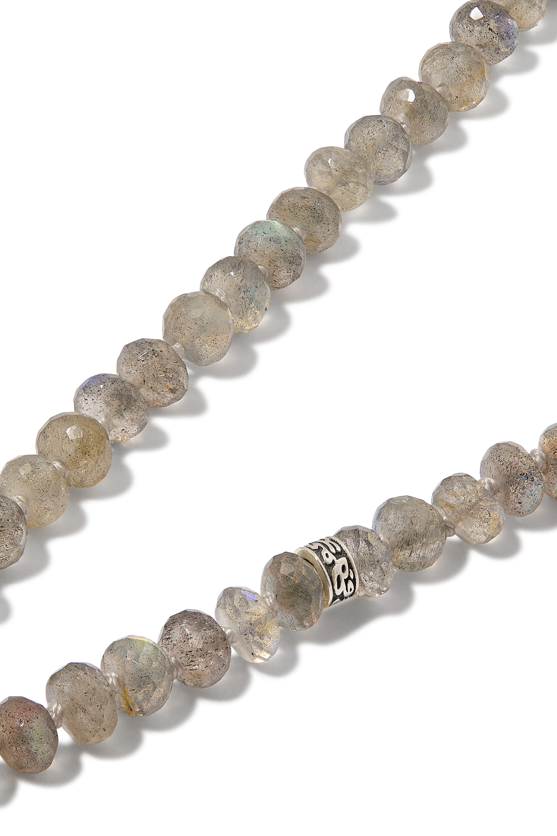 قلادة ان اود تو ماذرز مزينة بالماس والخرز، فضة إسترلينية وذهب أصفر عيار 18