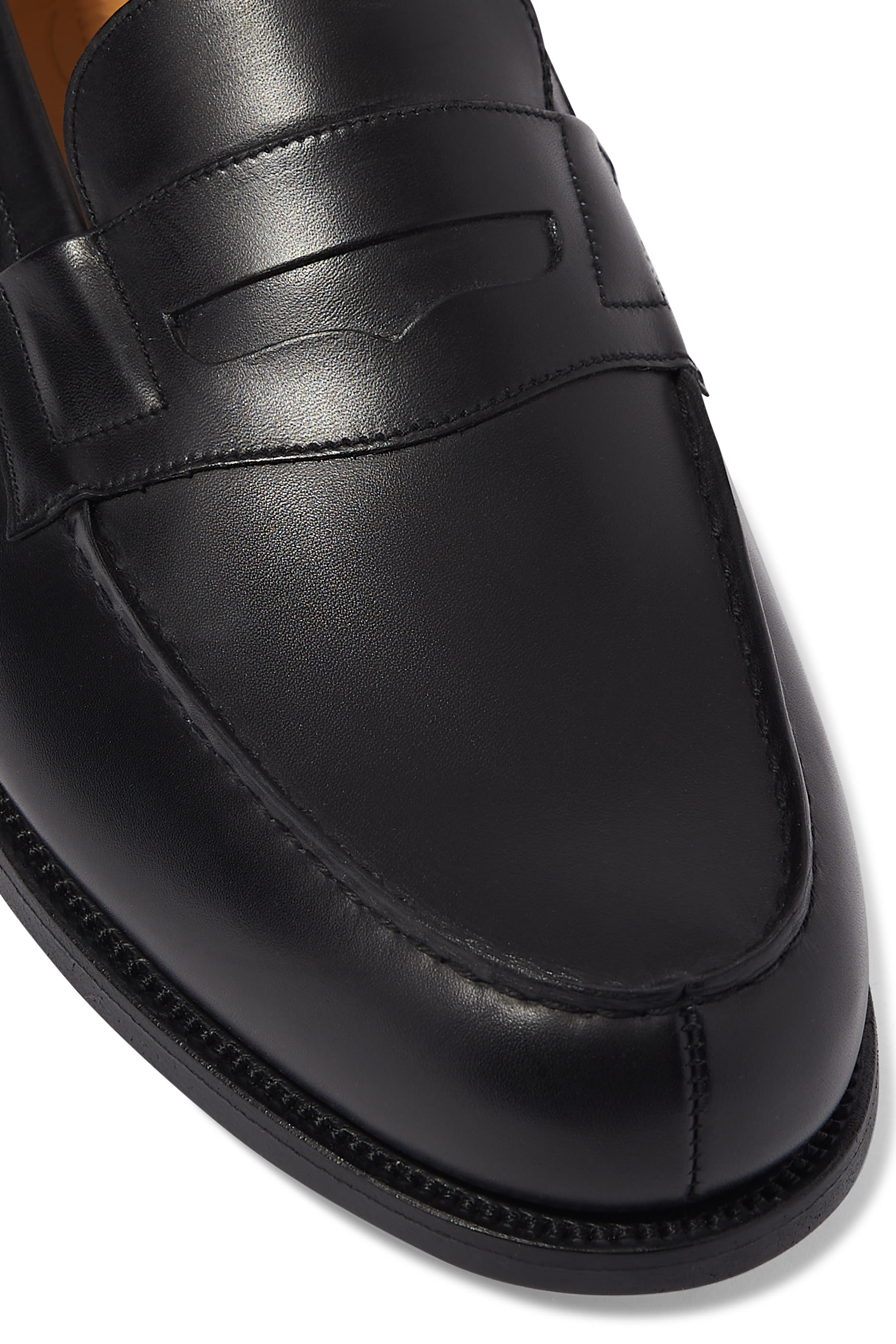 حذاء سهل الارتداء بسير بيني