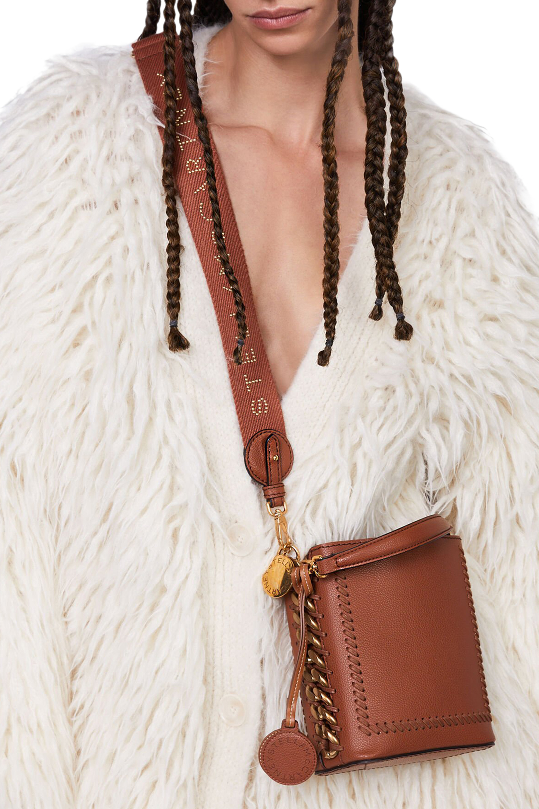 حقيبة باكيت جلد صناعي